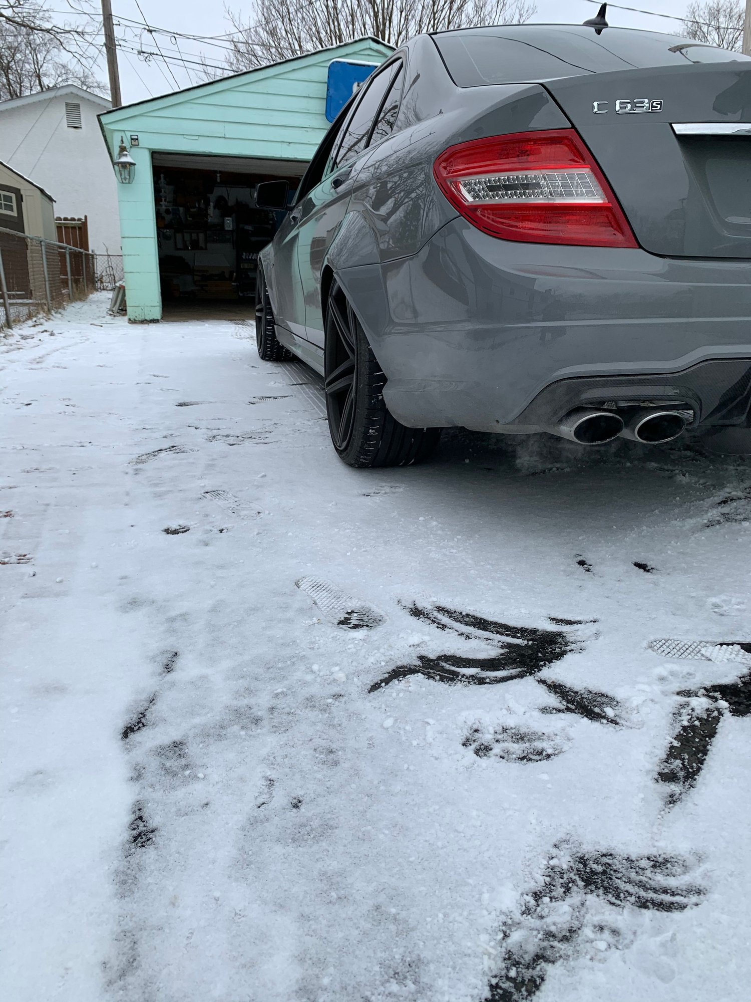 2010 Mercedes-Benz C63 AMG - 2010 C63 AMG **PARTS CAR NO TITLE** - Columbus, OH 43229, United States