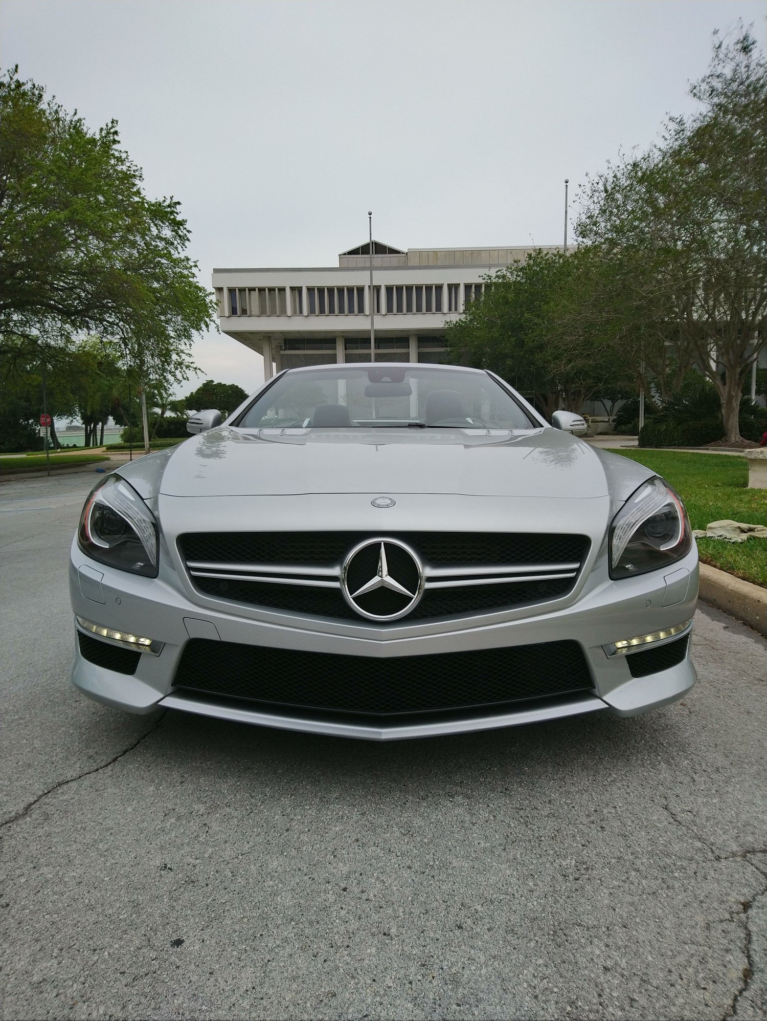 2013 Mercedes-Benz SL63 AMG - 2013 SL63 NEAR MINT, TURN KEY, with $27k in recent service done. No mysteries here... - Used - VIN WDDJK7EA5DF004577 - 44,550 Miles - 8 cyl - 2WD - Automatic - Convertible - Silver - Jacksonville, FL 32204, United States