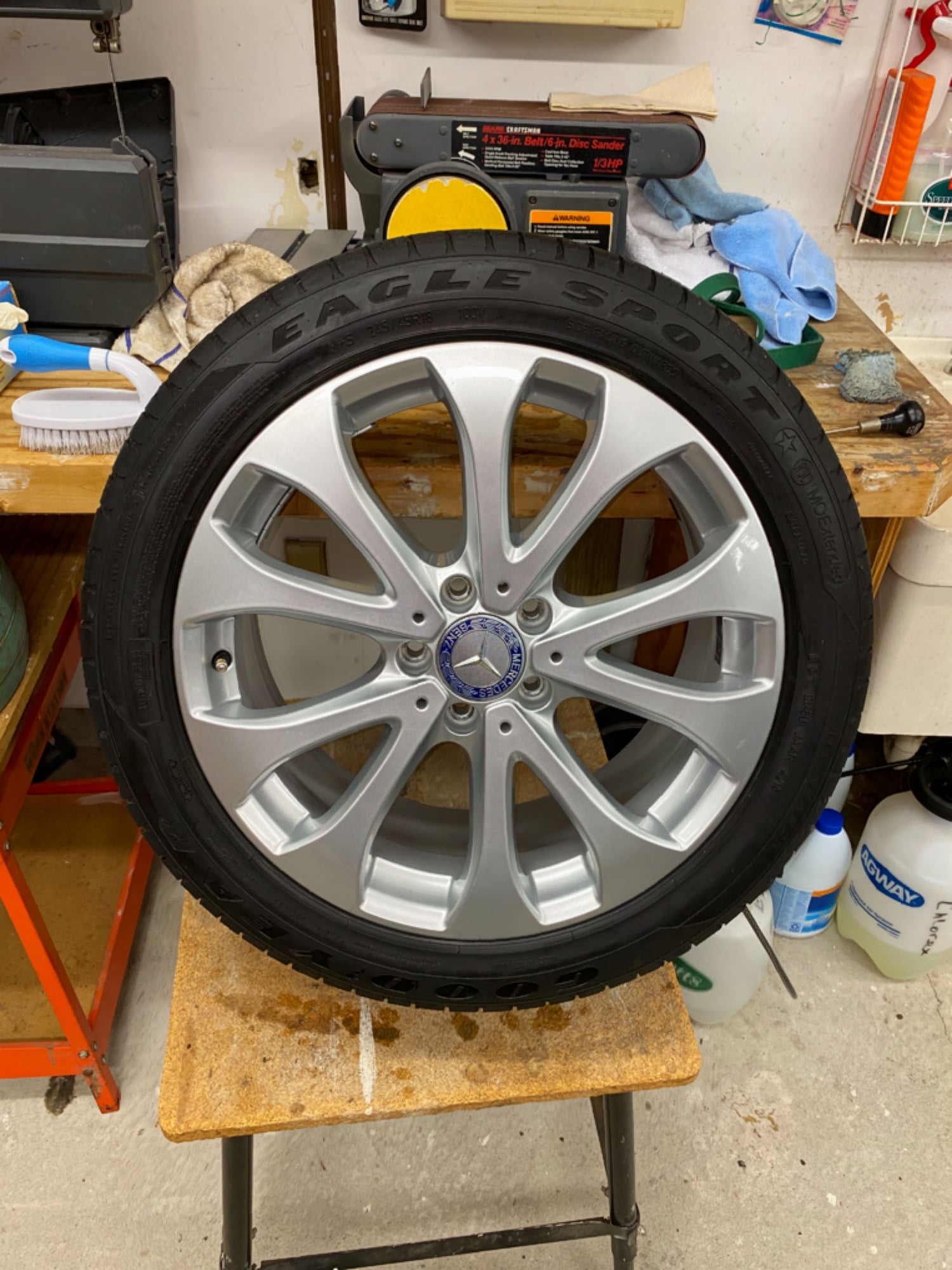 Wheels and Tires/Axles - 2017 E 300 SEDAN FULL  SIZE SPARE TIRE...SAVED THE DAY - Used - 2017 to 2020 Mercedes-Benz E300 - Port Jefferson, NY 11777, United States