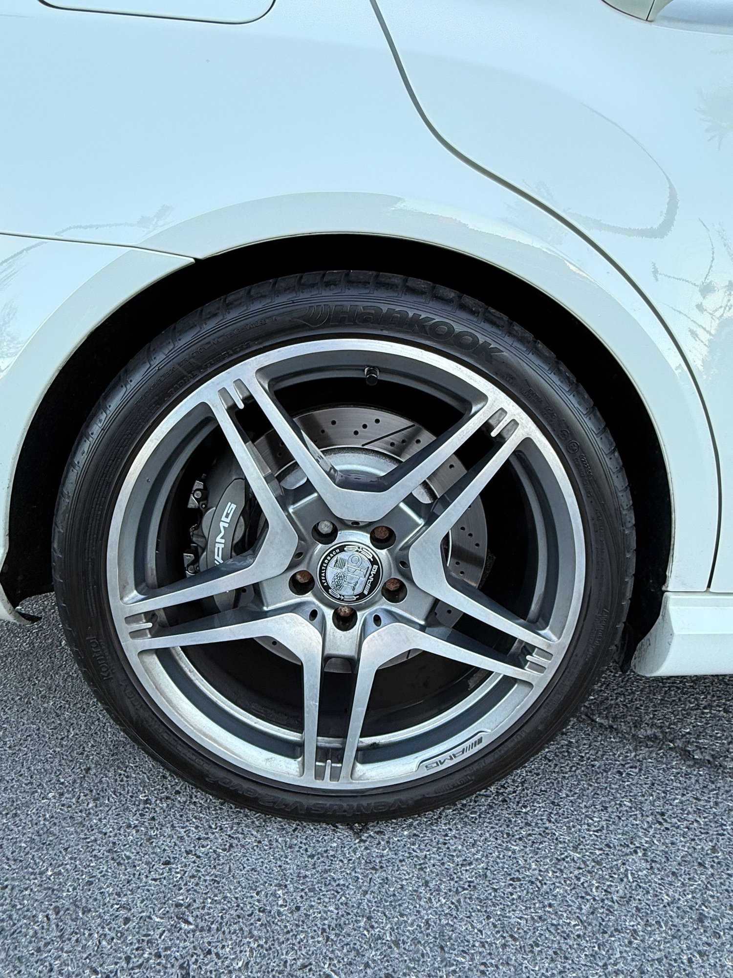 2010 Mercedes-Benz E63 AMG - 2010 E63 sedan. Nicest you’ll find! - Used - VIN WDDHF7HB8AA116225 - 101,000 Miles - 8 cyl - 2WD - Automatic - Sedan - White - Las Vegas, NV 89123, United States