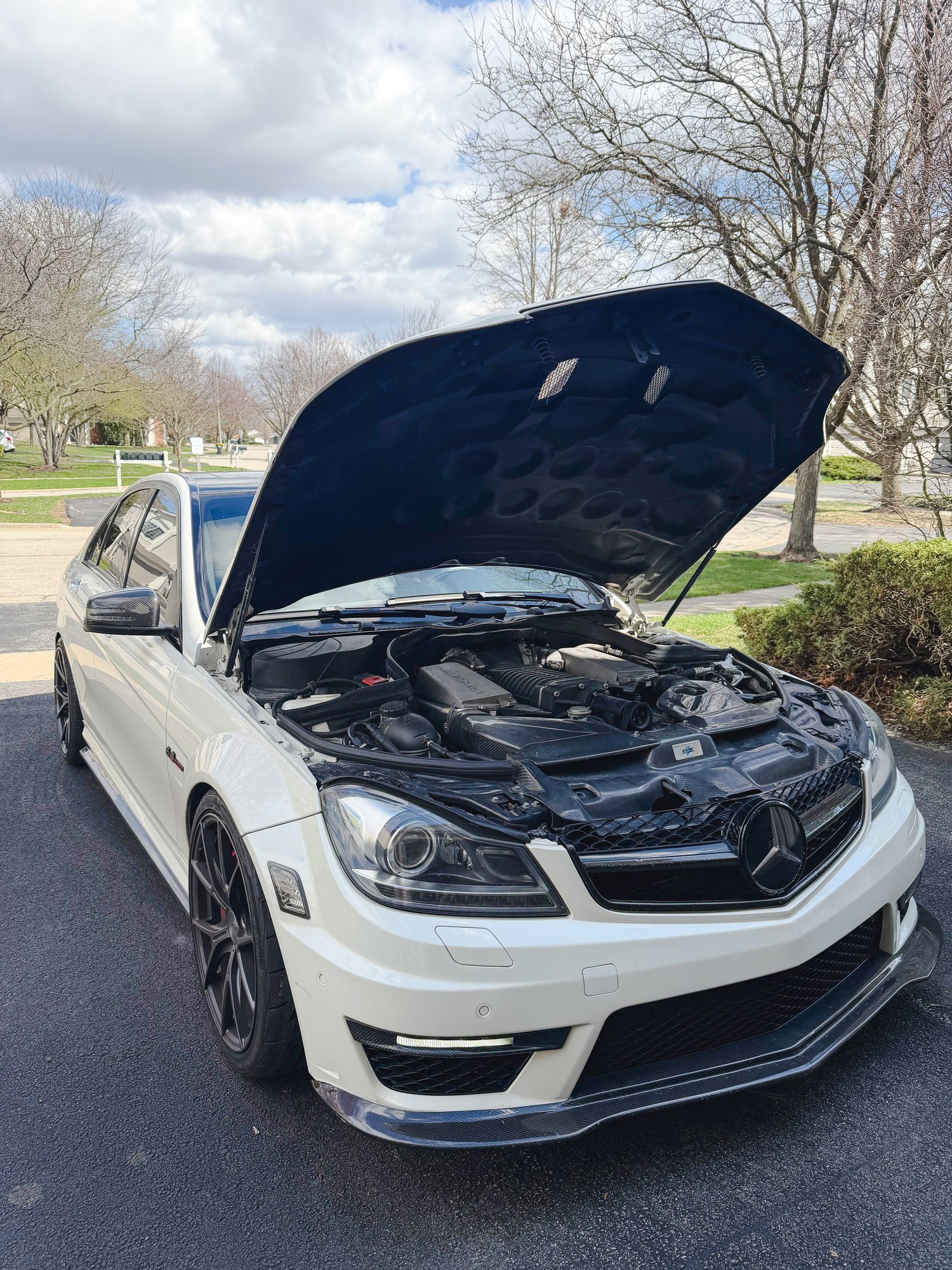2013 Mercedes-Benz C63 AMG - 13 C63 AMG Supercharged - Used - VIN WDDGF7HB1DA831766 - Chicago, IL 60604, United States