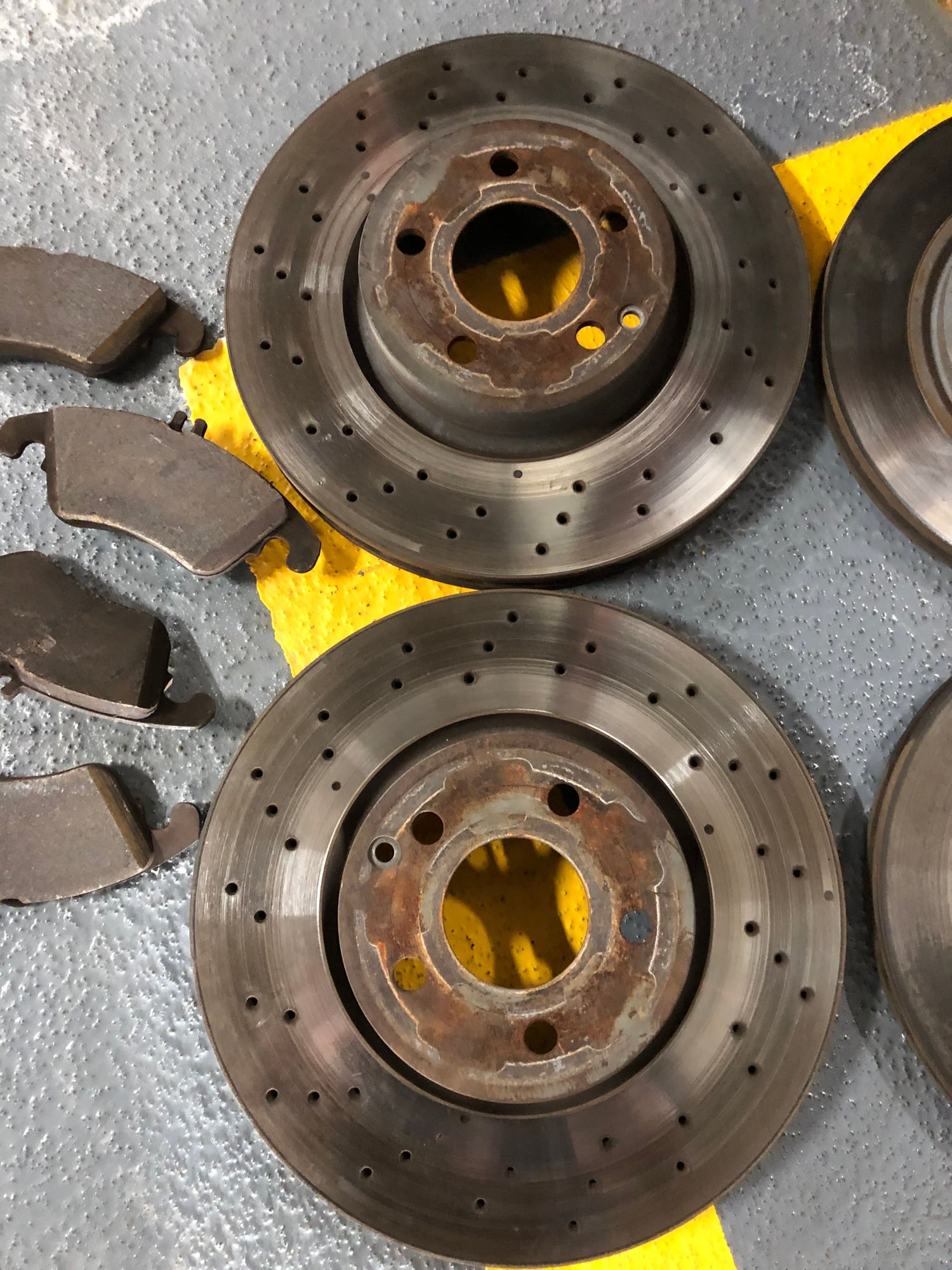 Brakes - Front & Rear Rotors and Pads 2014 C300 with 46,654miles - Used - 2012 to 2014 Mercedes-Benz C300 - Chicago, IL 60605, United States