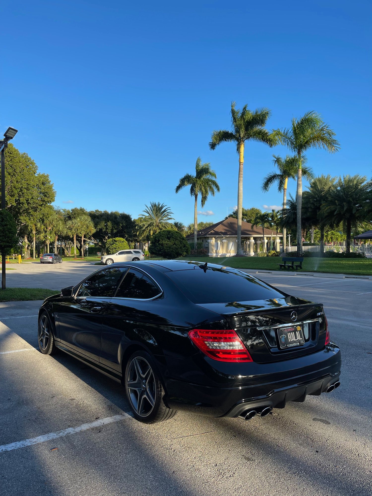 2012 Mercedes-Benz C63 AMG - 2012 Mercedes-Benz C63 AMG - Used - VIN WDDGJ7HB1CF784707 - 94,000 Miles - 8 cyl - 2WD - Automatic - Coupe - Black - Boca Raton, FL 33496, United States