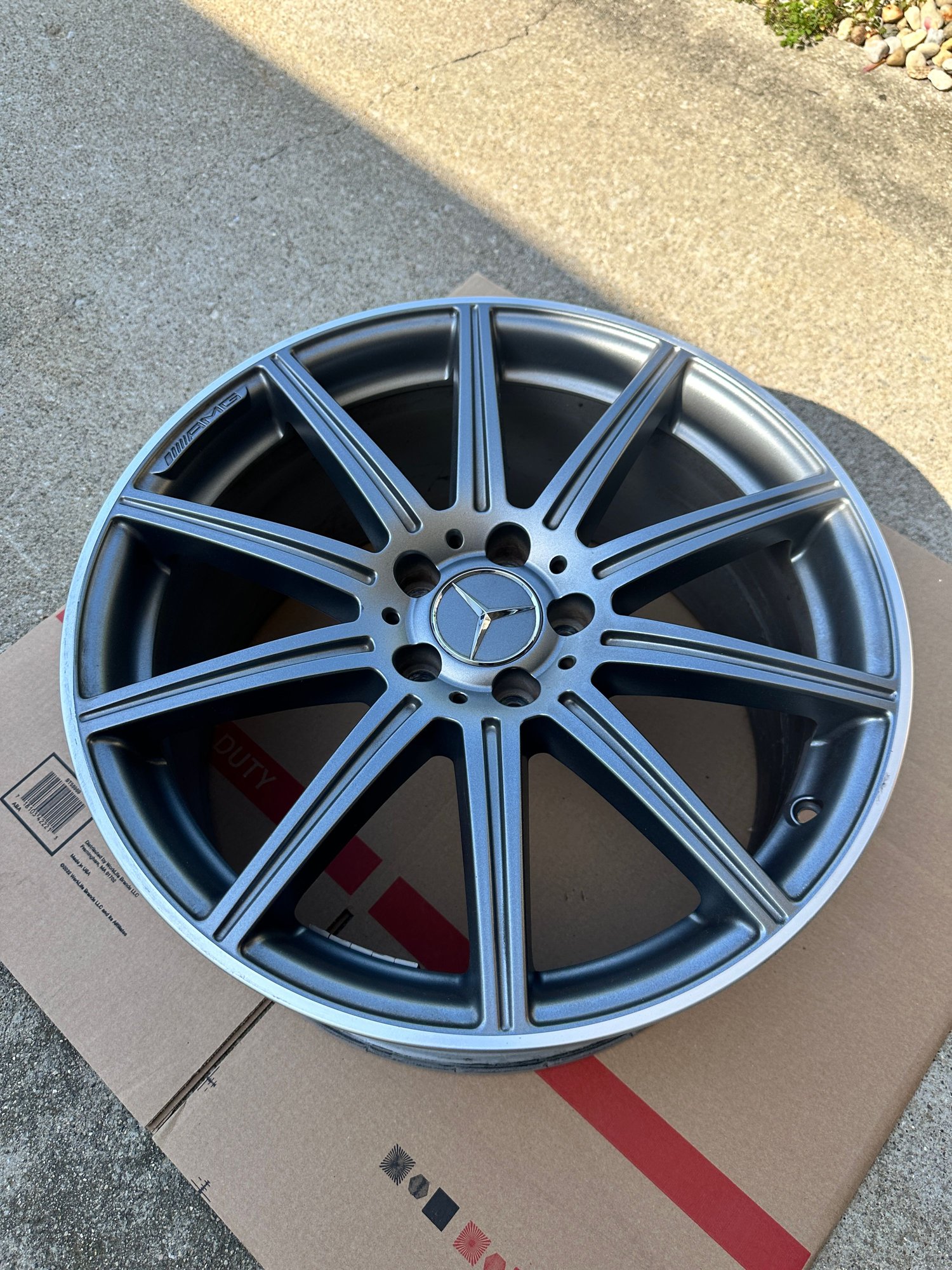 Wheels and Tires/Axles - Cls 63 AMG OEM 10 Spoke Wheel 9.5” - Used - 2012 to 2018 Mercedes-Benz CLS63 AMG - 2012 to 2016 Mercedes-Benz CLS63 AMG S - 2012 to 2016 Mercedes-Benz E63 AMG S - 2012 to 2016 Mercedes-Benz E63 AMG - Columbus, OH 43213, United States