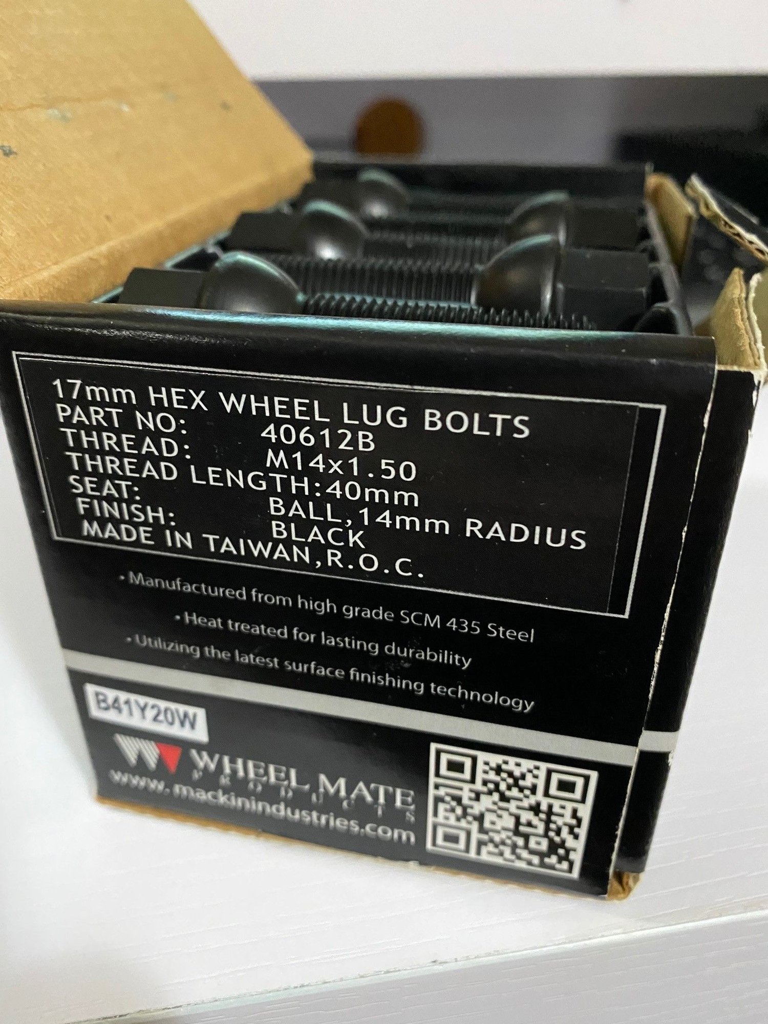 Wheels and Tires/Axles - Brand new MEVIUS  Wheel Bolts: M14x1.50 40mm Ball seat - New - Winnipeg, MB R2M3Y1, Canada