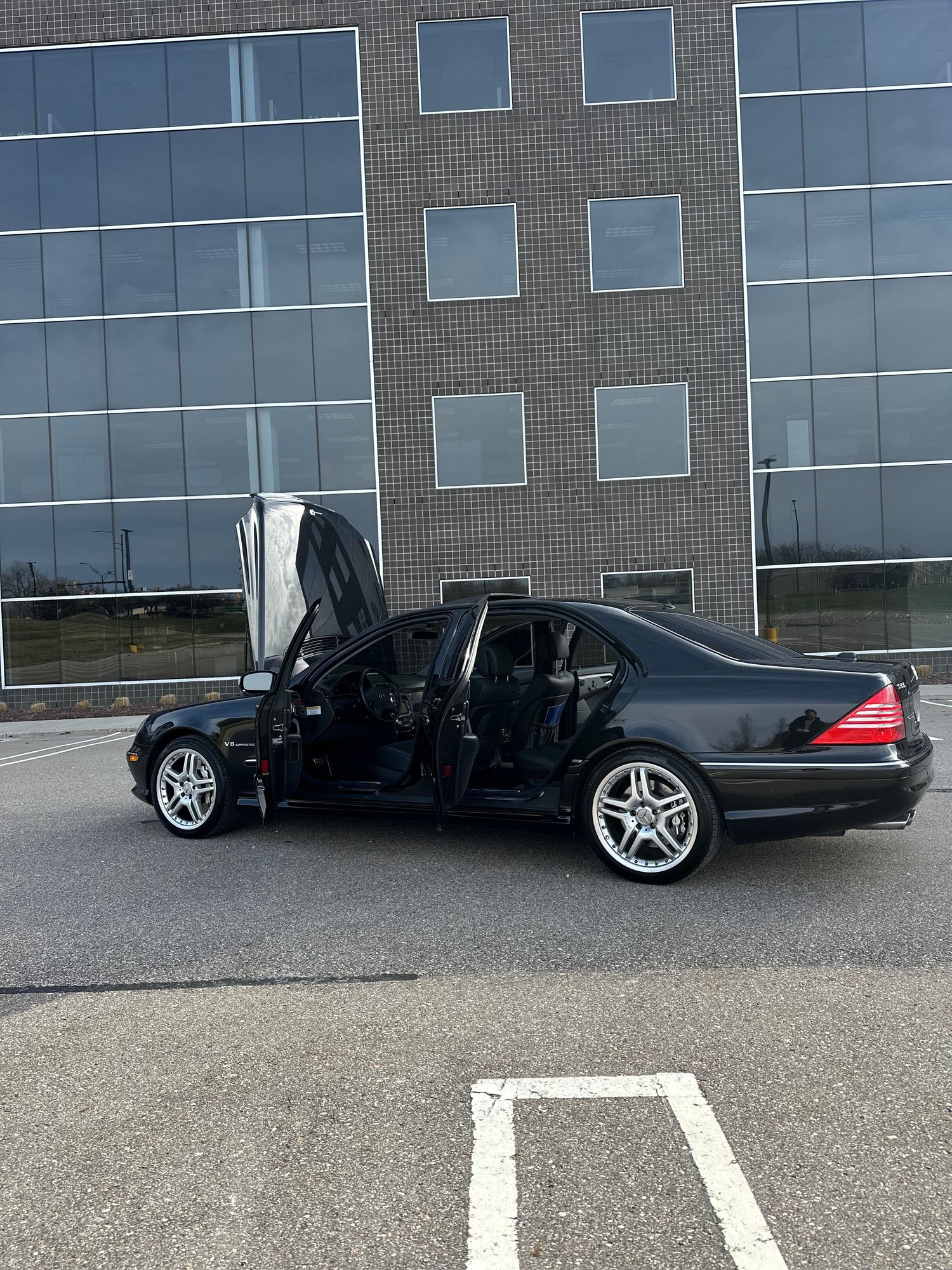 2006 Mercedes-Benz S55 AMG - 2006 S 55 AMG - Used - VIN WDBNG74J96A471028 - 59,750 Miles - 8 cyl - Black - Bloomfield Hills, MI 48009, United States