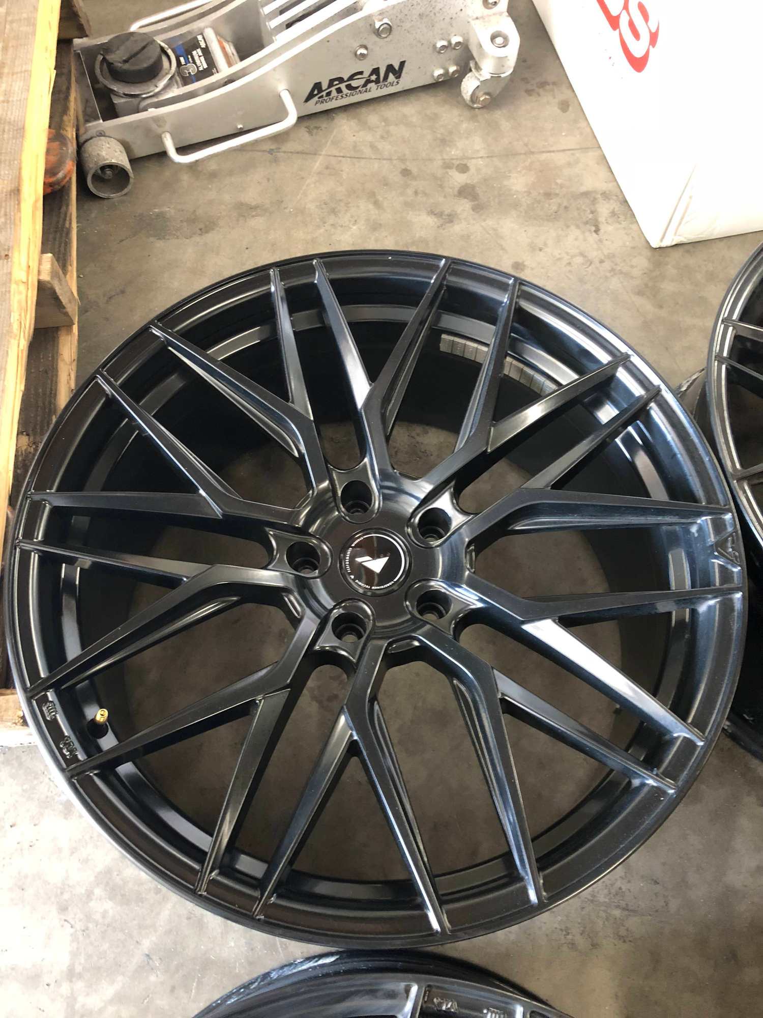 Wheels and Tires/Axles - FS: Vorsteiner V-FF 107 22x10.5 Satin Black - Mercedes W463 G500 G550 G63 G65 - Used - Gardena, CA 90248, United States