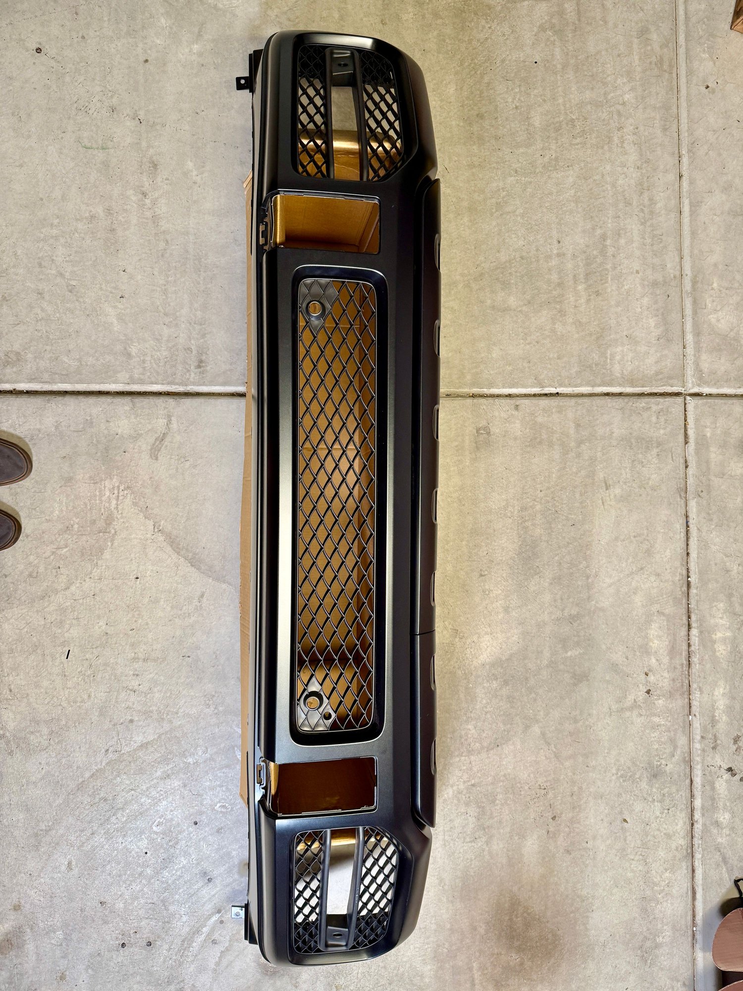 Exterior Body Parts - G63 complete front Conversion/replacement for W463A W464 19-24 Magno Black - Used - 2019 to 2024 Mercedes-Benz G-Class - Costa Mesa, CA 92627, United States