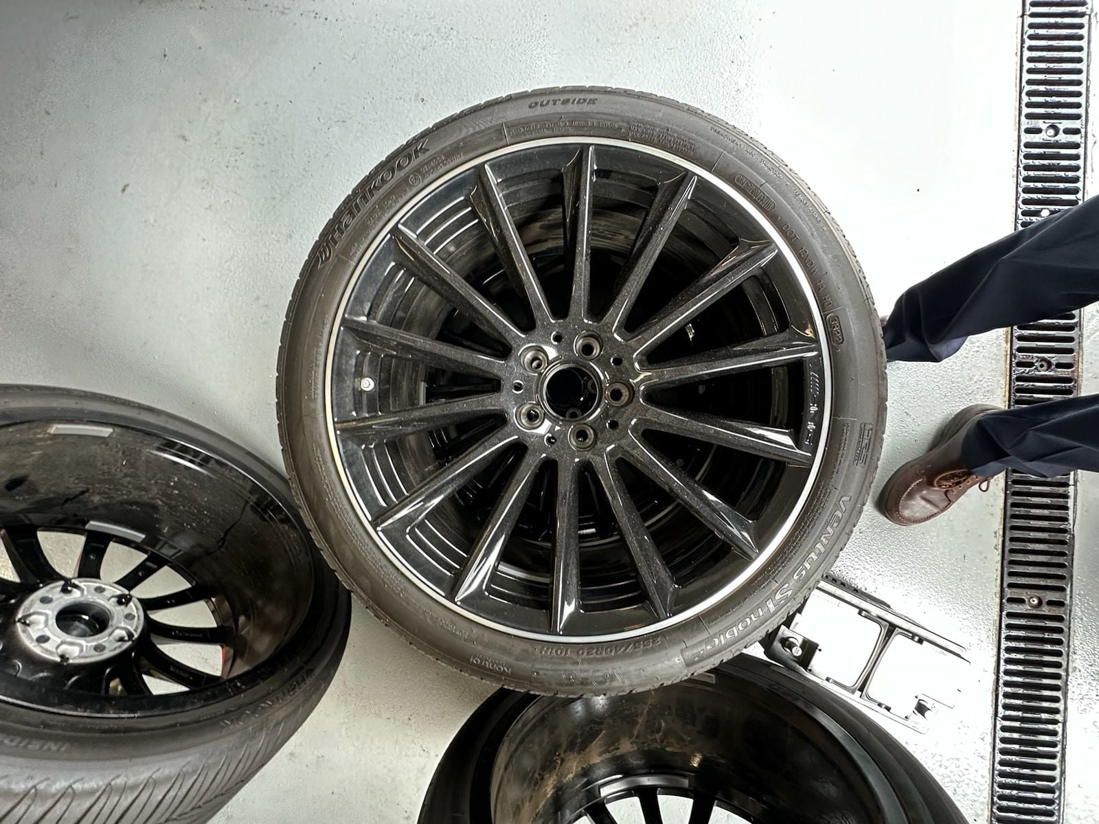 Wheels and Tires/Axles - Driven<100 Miles Mercedes 20" AMG Multispoke Rims/ Hankook Ventus S1 Noble2 Tires - Used - 0  All Models - Westmont, IL 60559, United States