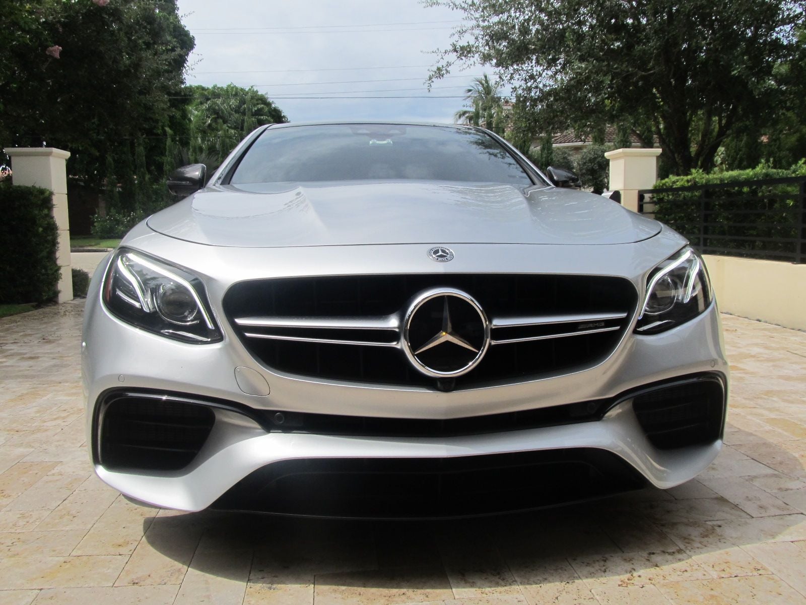 2019 Mercedes-Benz E63 AMG S - 2019 E63S Loaded, LOW Miles, Renntech, Extended Warranty, Maintenance Included!! - Used - VIN WDDZF8KB5KA575491 - 5,273 Miles - 8 cyl - AWD - Automatic - Sedan - Silver - Fort Lauderdale, FL 33304, United States
