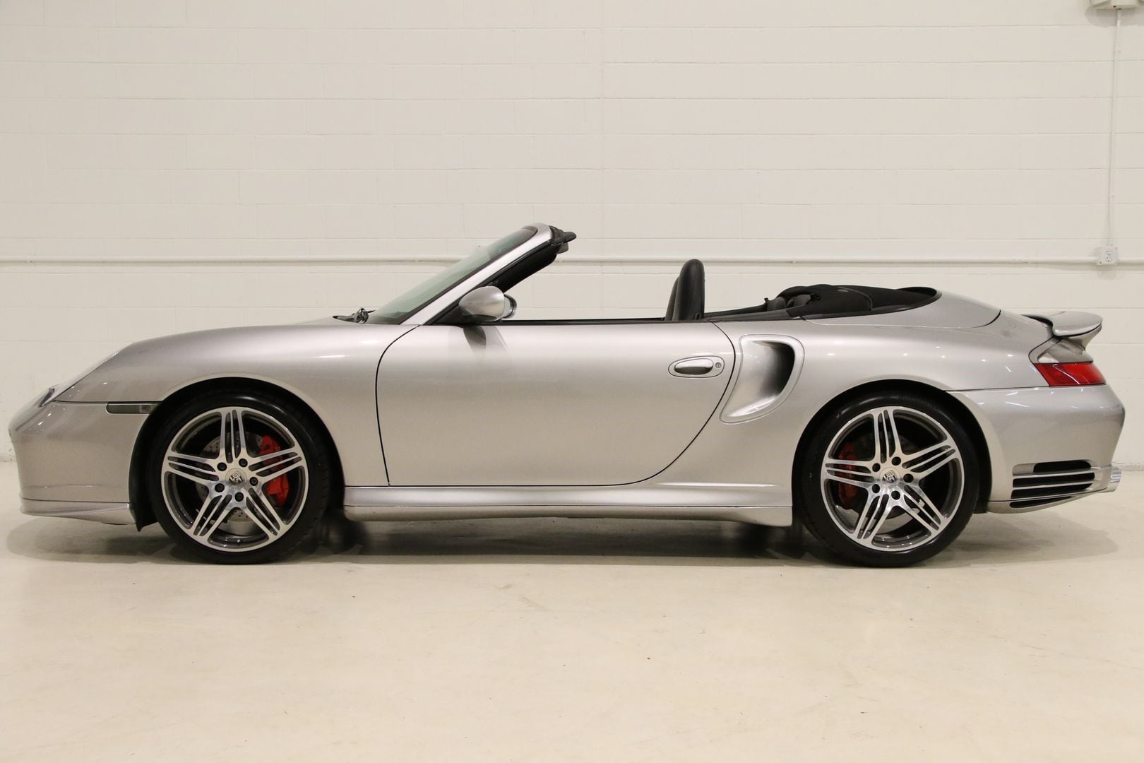 2004 Porsche 911 - Want to Trade: 2004 Porsche 911 Turbo Cabriolet (34k miles, 6 speed manual) - Used - VIN WP0CB29974S675908 - 34,000 Miles - 6 cyl - AWD - Manual - Convertible - Silver - Los Angeles, CA 90036, United States