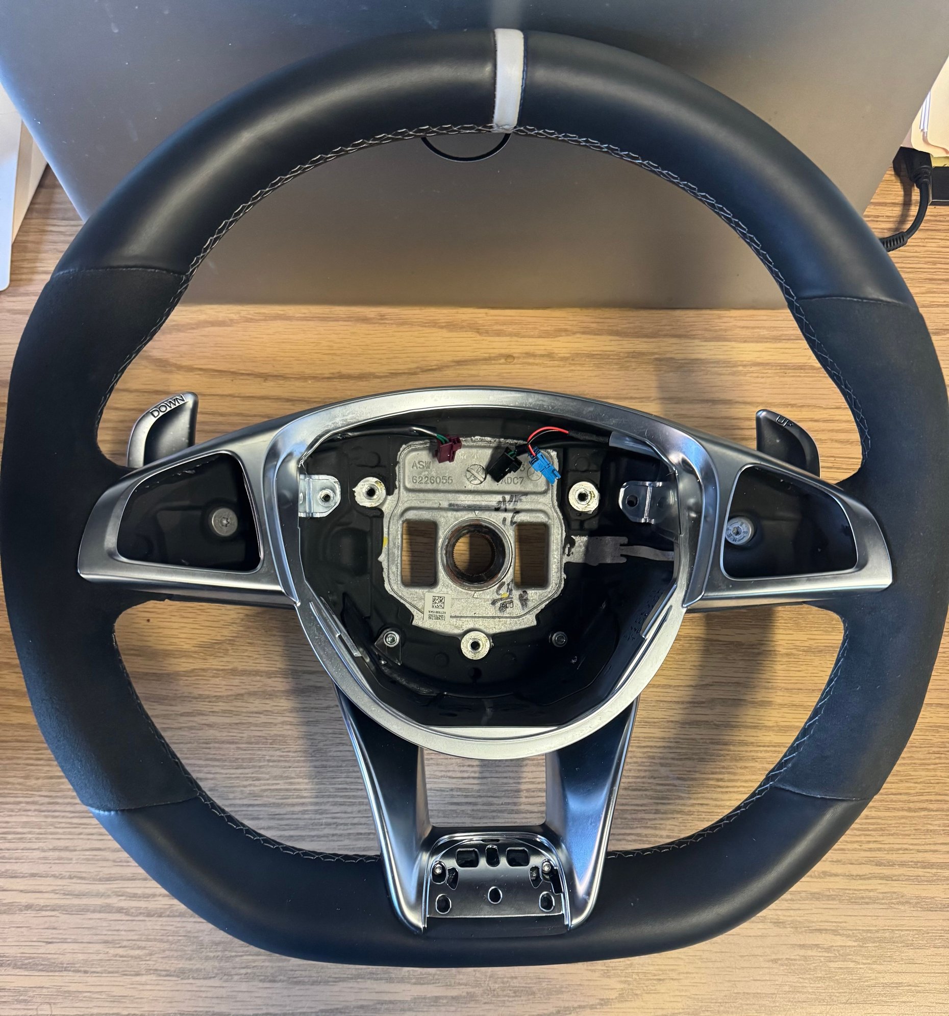 Interior/Upholstery - Steering Wheel W166 - Used - 2016 to 2019 Mercedes-Benz GLE63 AMG S - Altoona, PA 16602, United States