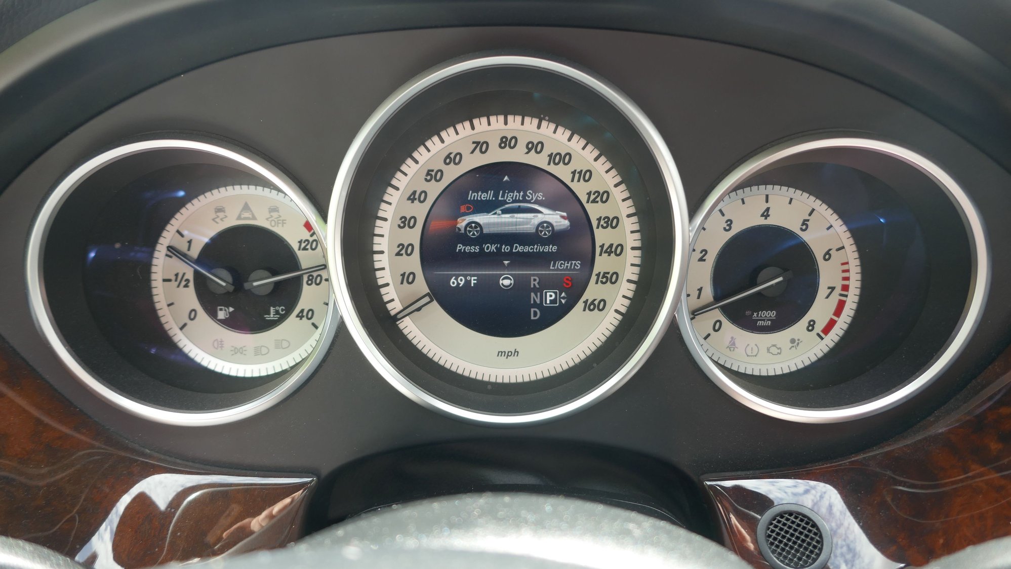 2015 Mercedes-Benz CLS550 - 2015 Mercedes CLS550 with Factory Extended Warranty - Used - VIN WDDLJ9BB5FA156055 - 63,500 Miles - 8 cyl - AWD - Automatic - Coupe - Black - Lenexa, KS 66215, United States