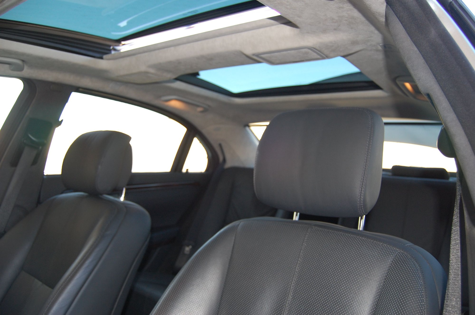 2007 Mercedes-Benz S600 - 2007 S600 50K miles CLEAN - Used - VIN WDDNG76XX7A093893 - 50,500 Miles - 12 cyl - 2WD - Automatic - Sedan - Gray - Omaha, NE 68130, United States