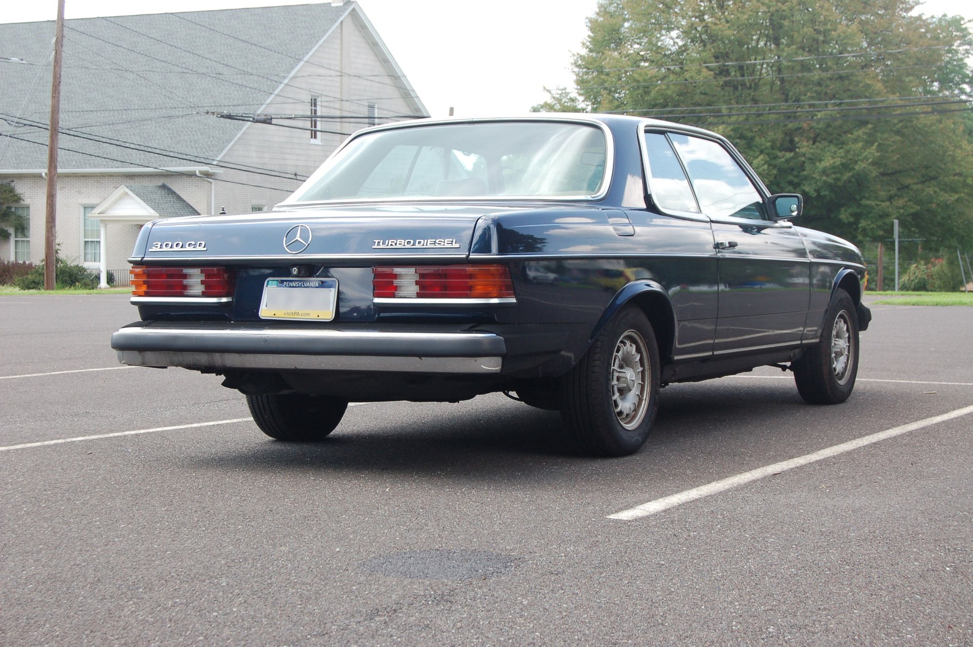 1983 Mercedes-Benz 300CD - Coupe Classic in Midnight Blue - Used - VIN WDBAB53A4DB003220 - 315,000 Miles - 5 cyl - 2WD - Automatic - Coupe - Blue - Souderton, PA 18964, United States