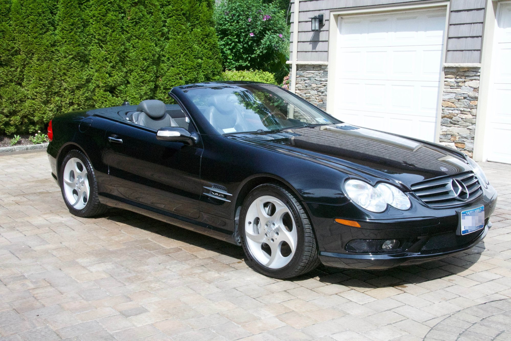 2004 Mercedes-Benz SL600 - 2004 SL600 Dealer Serviced and Fully Sorted - Used - VIN WDBSK76F24F068891 - 48,500 Miles - 12 cyl - 2WD - Automatic - Convertible - Black - Long Island, NY 11746, United States