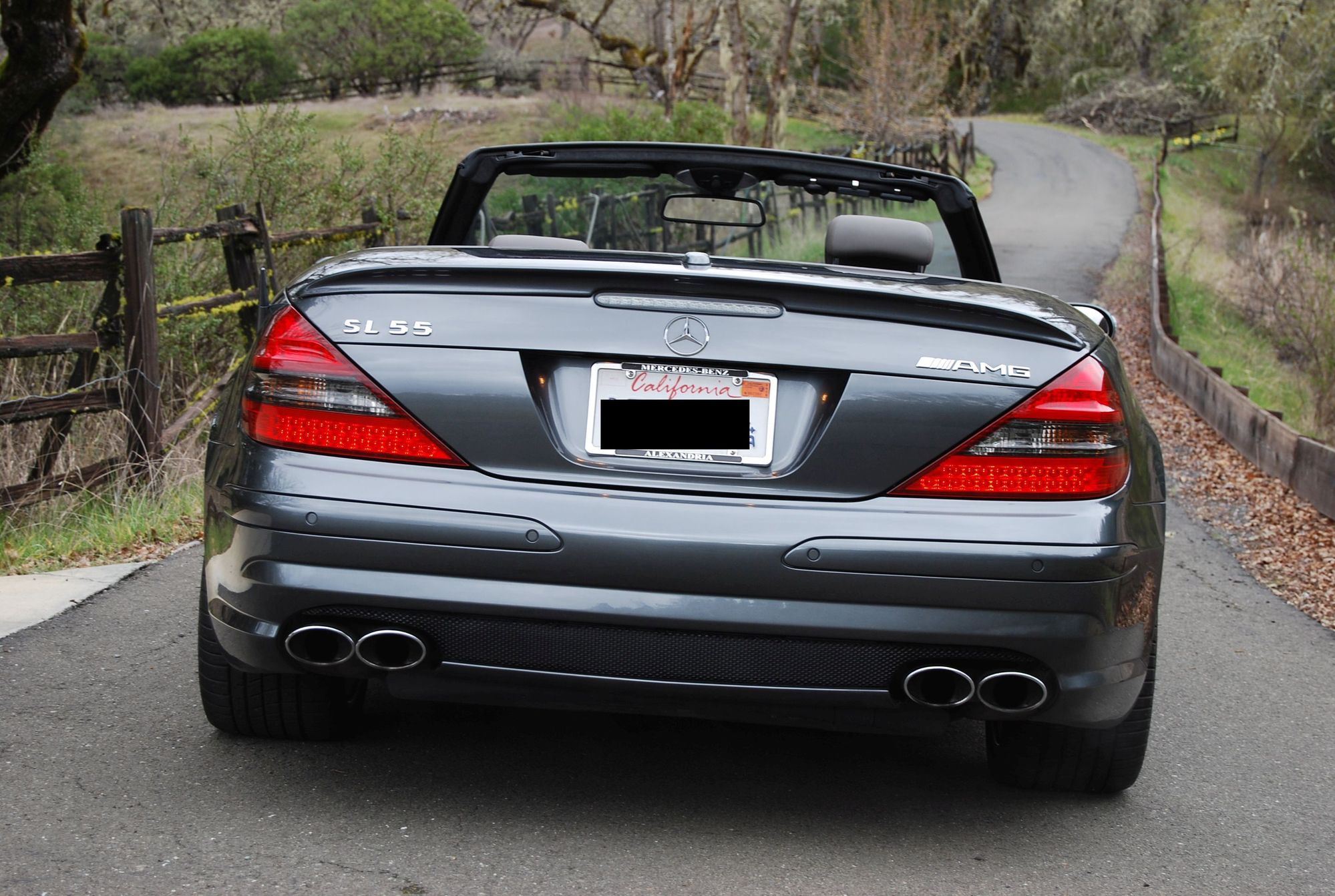 2007 Mercedes-Benz SL55 AMG - SL55 amg creampuff with prized 030 performance pack and full warranty - Used - VIN WDBSK72FX7F128832 - 27,500 Miles - 8 cyl - 2WD - Automatic - Coupe - Gray - Willits, CA 95490, United States