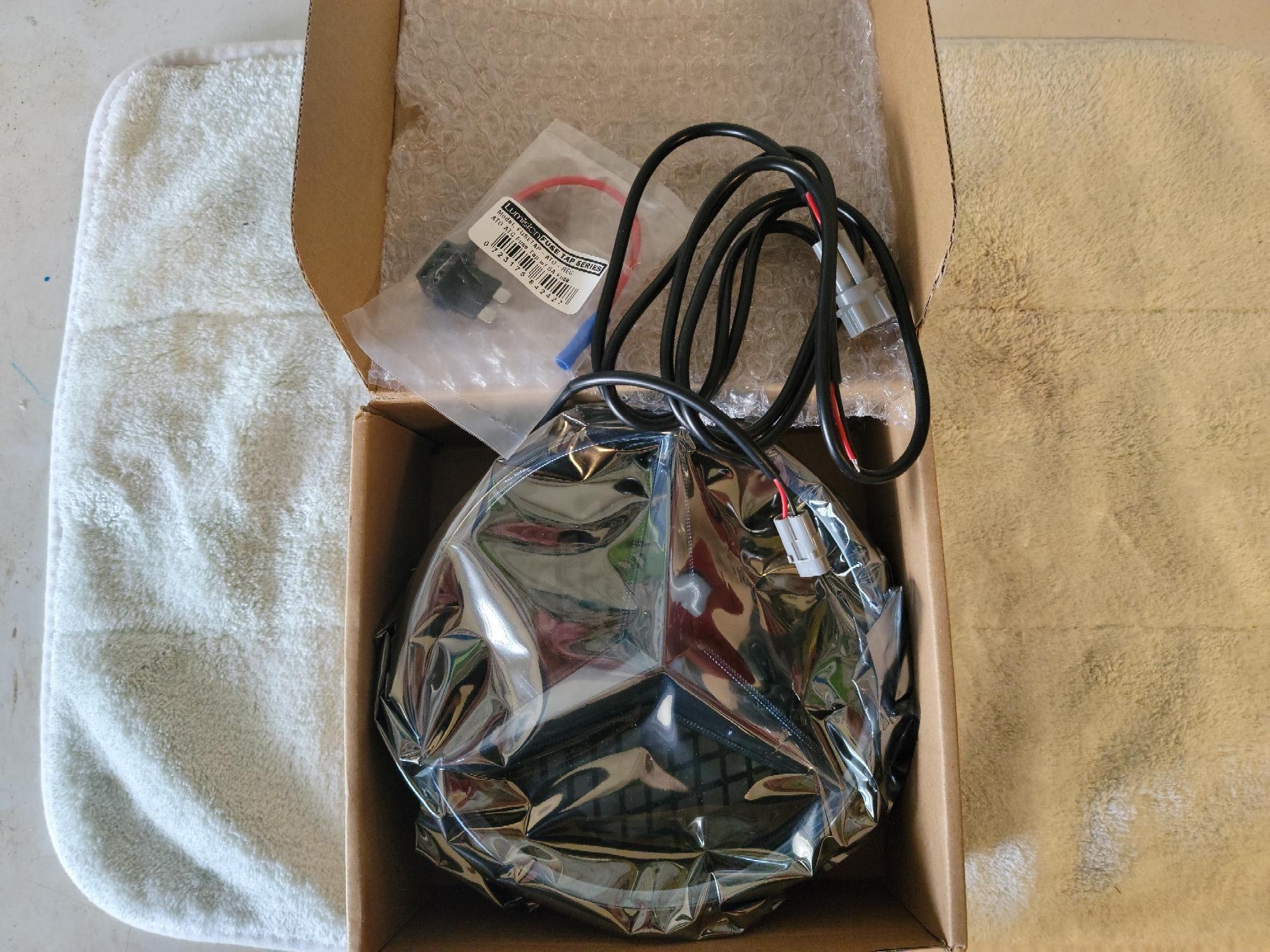 2012 Mercedes-Benz C250 - Numerous parts for sale - Free shipping! - Miscellaneous - $1 - Spring Branch, TX 78070, United States