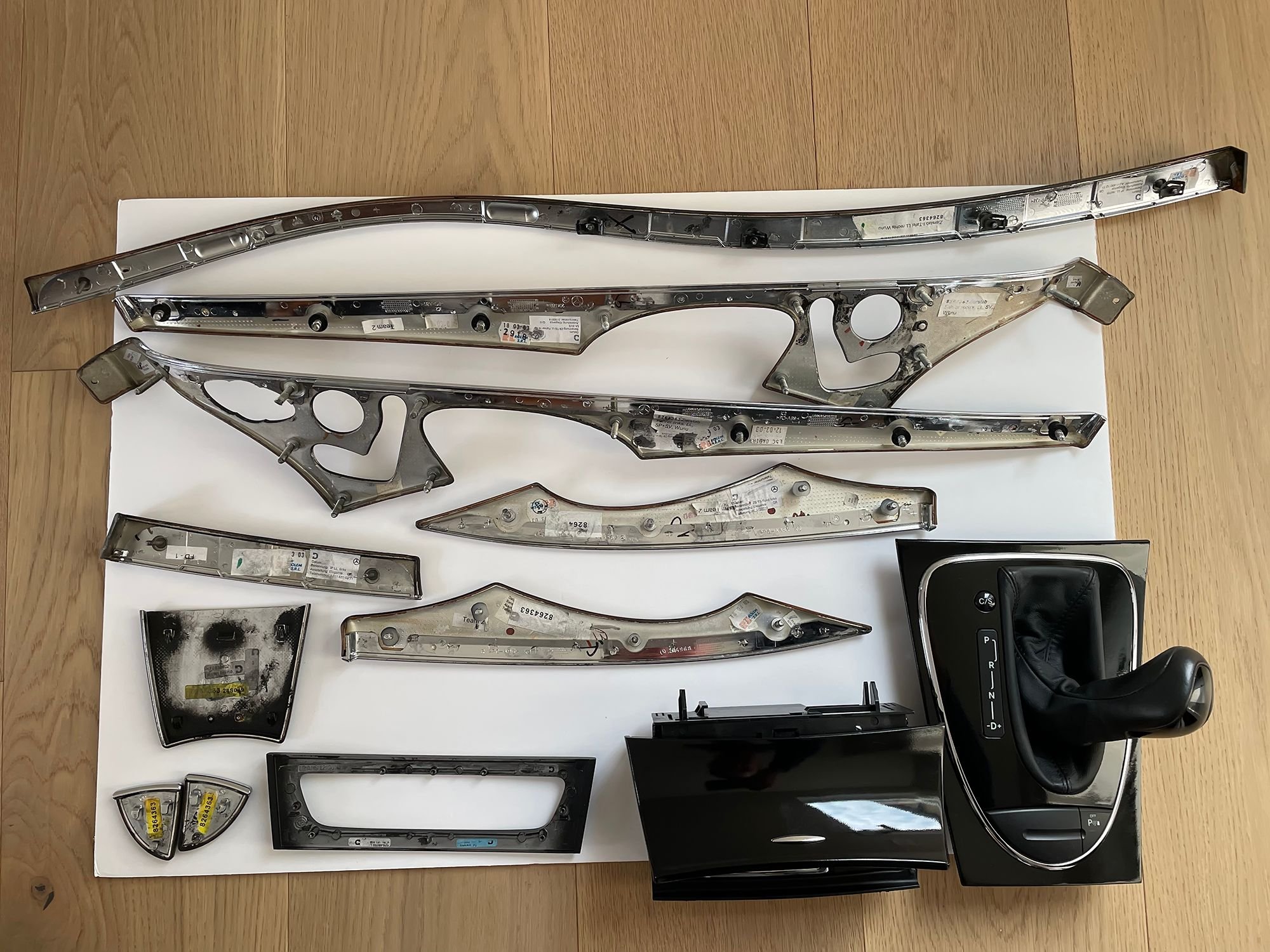 Interior/Upholstery - W211 Mercedes E320 E500 E55 custom interior trim set - Used - 2003 to 2005 Mercedes-Benz E55 AMG - 2003 to 2005 Mercedes-Benz E500 - 2003 to 2005 Mercedes-Benz E320 - Victoria, BC V9C0H6, Canada