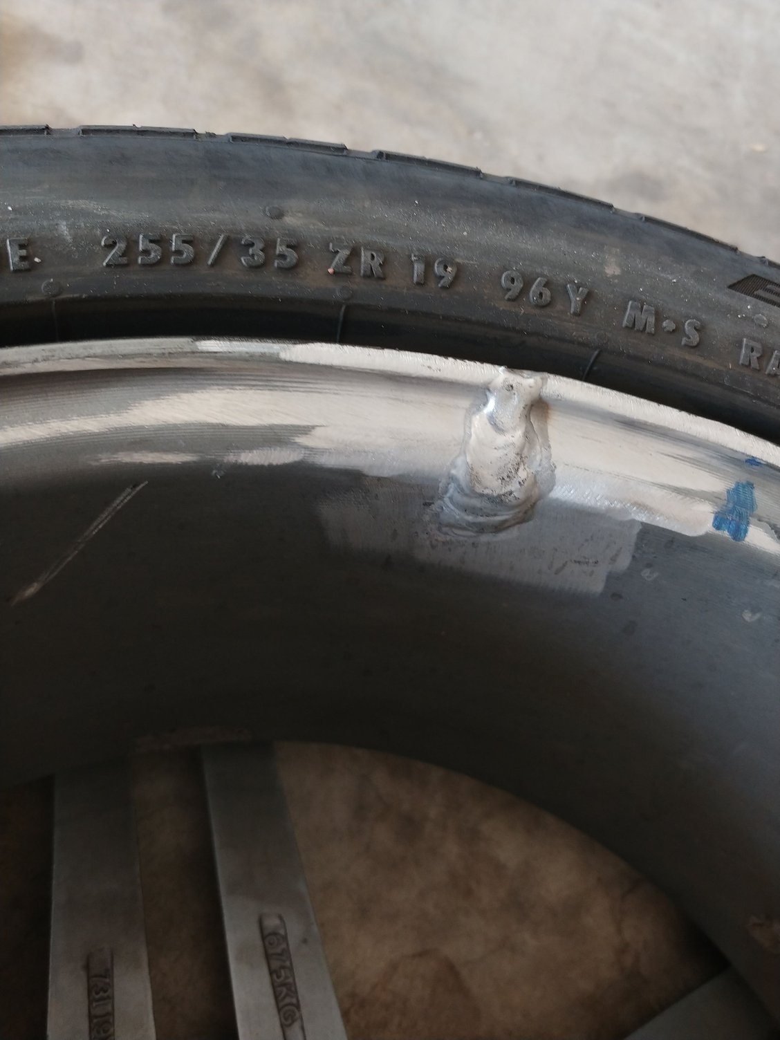 Wheels and Tires/Axles - 19" Split 5 Spoke replicas - Used - 2003 to 2006 Mercedes-Benz E55 AMG - Oklahoma City, OK 73149, United States