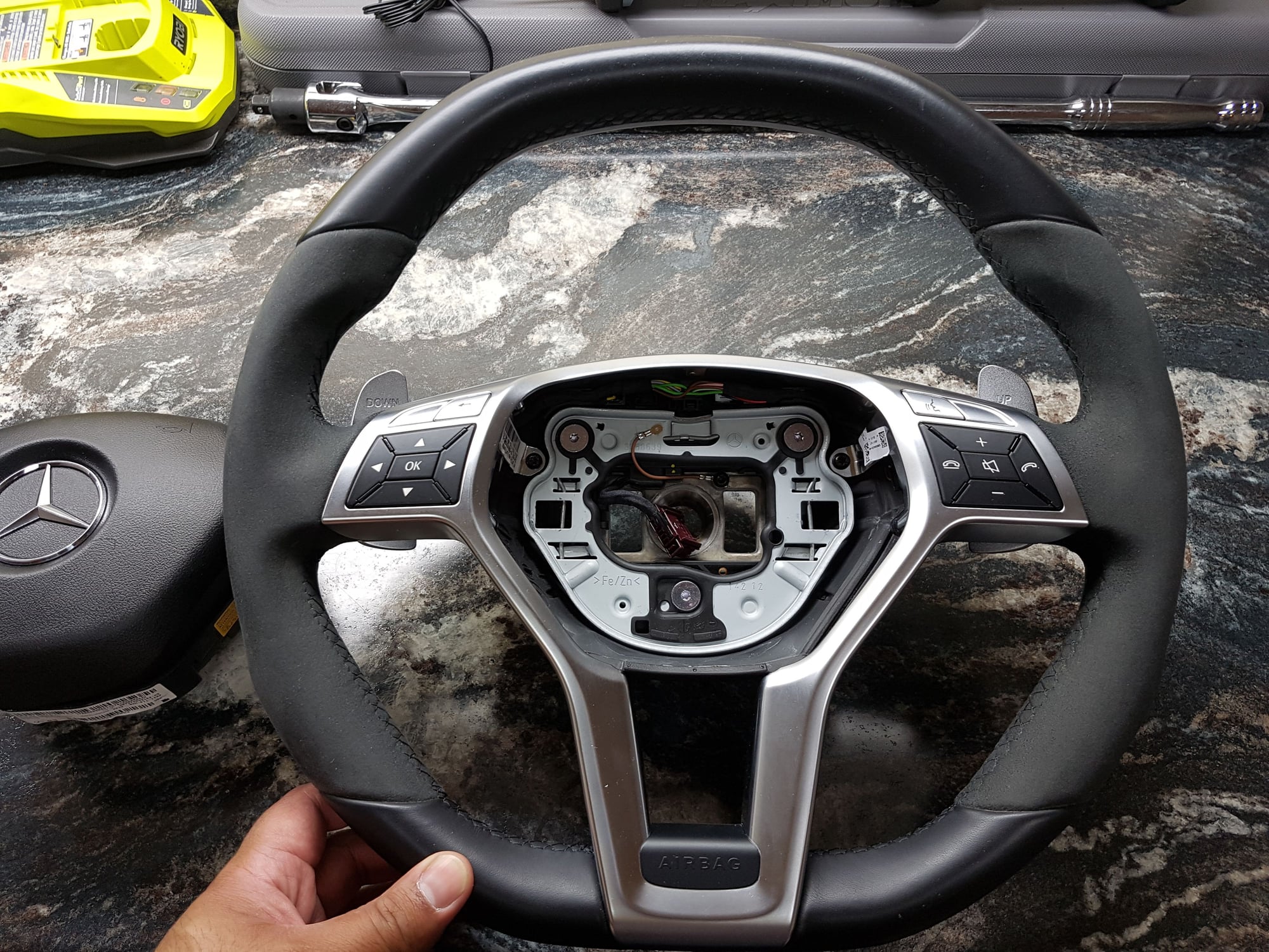 C63 PP Steering Wheel & Airbag - MBWorld.org Forums
