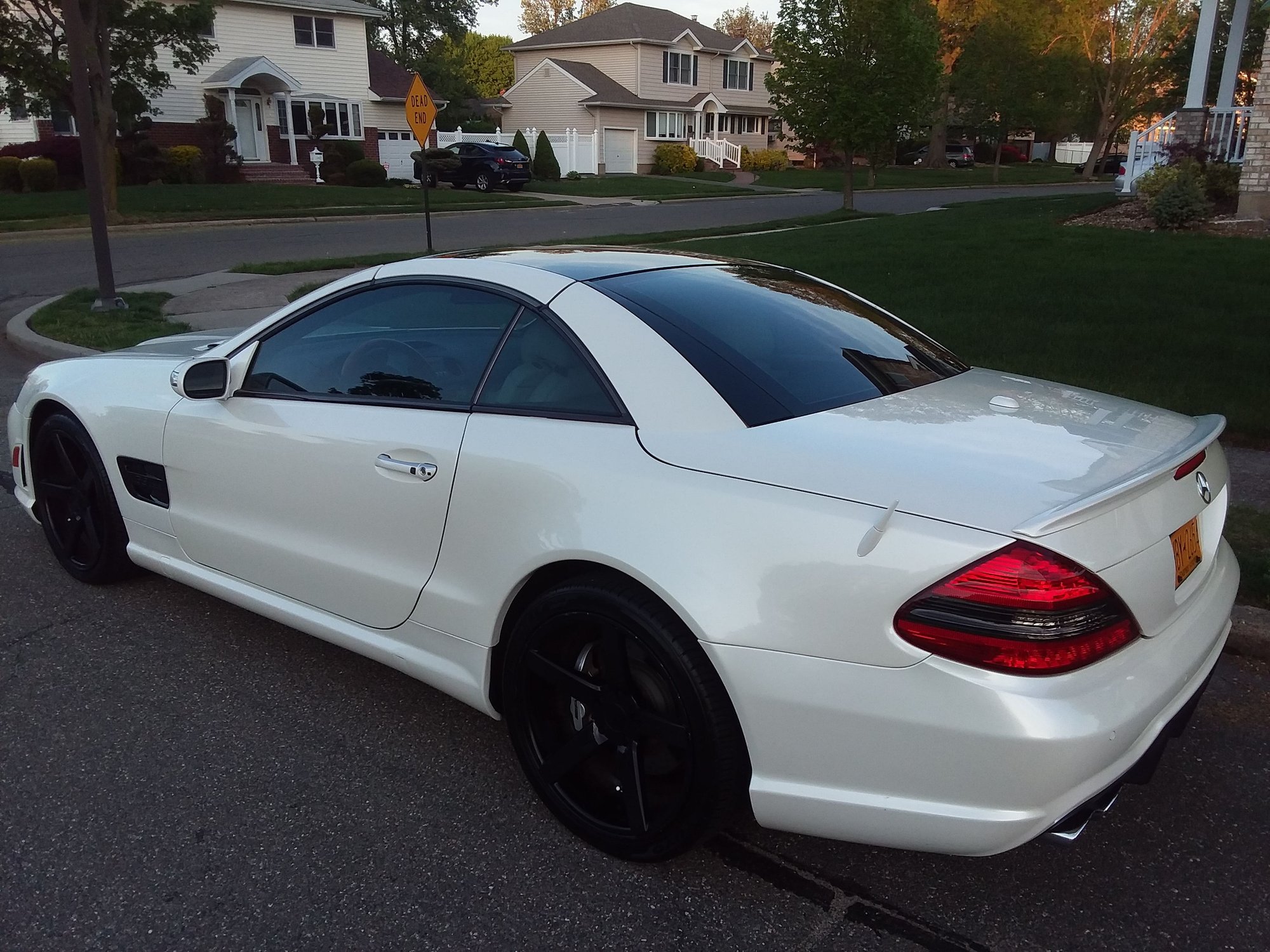 2007 Mercedes-Benz SL550 - 07 SL550 DESIGNO ROADSTER CONVERTED 2011 SL63 AMG BODY-BRAKES-EXHAUST WHITE W/WHITE - Used - VIN WDBSK71F77F133374 - 77,000 Miles - 8 cyl - 2WD - Automatic - Convertible - White - Syosset, NY 11791, United States