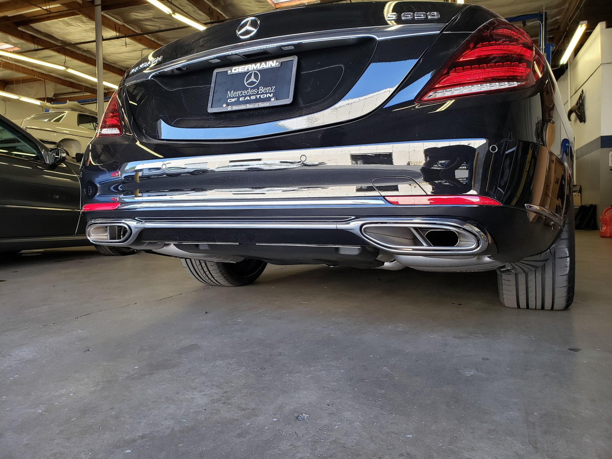 Exterior Body Parts - 2020 Maybach S650 X222 exterior body parts- Front bumper, grill, rear insert w/tips - New - 2020 Maybach All Models - Seal Beach, CA 90740, United States