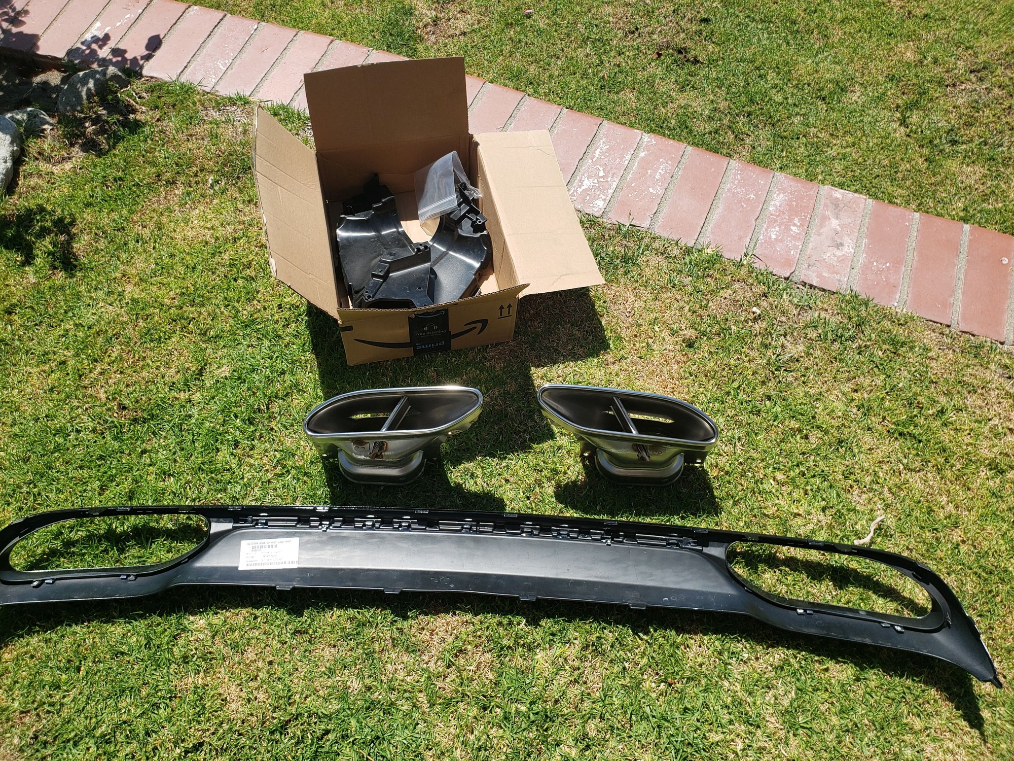 Exterior Body Parts - 2020 Maybach S650 X222 exterior body parts- Front bumper, grill, rear insert w/tips - New - 2020 Maybach All Models - Seal Beach, CA 90740, United States
