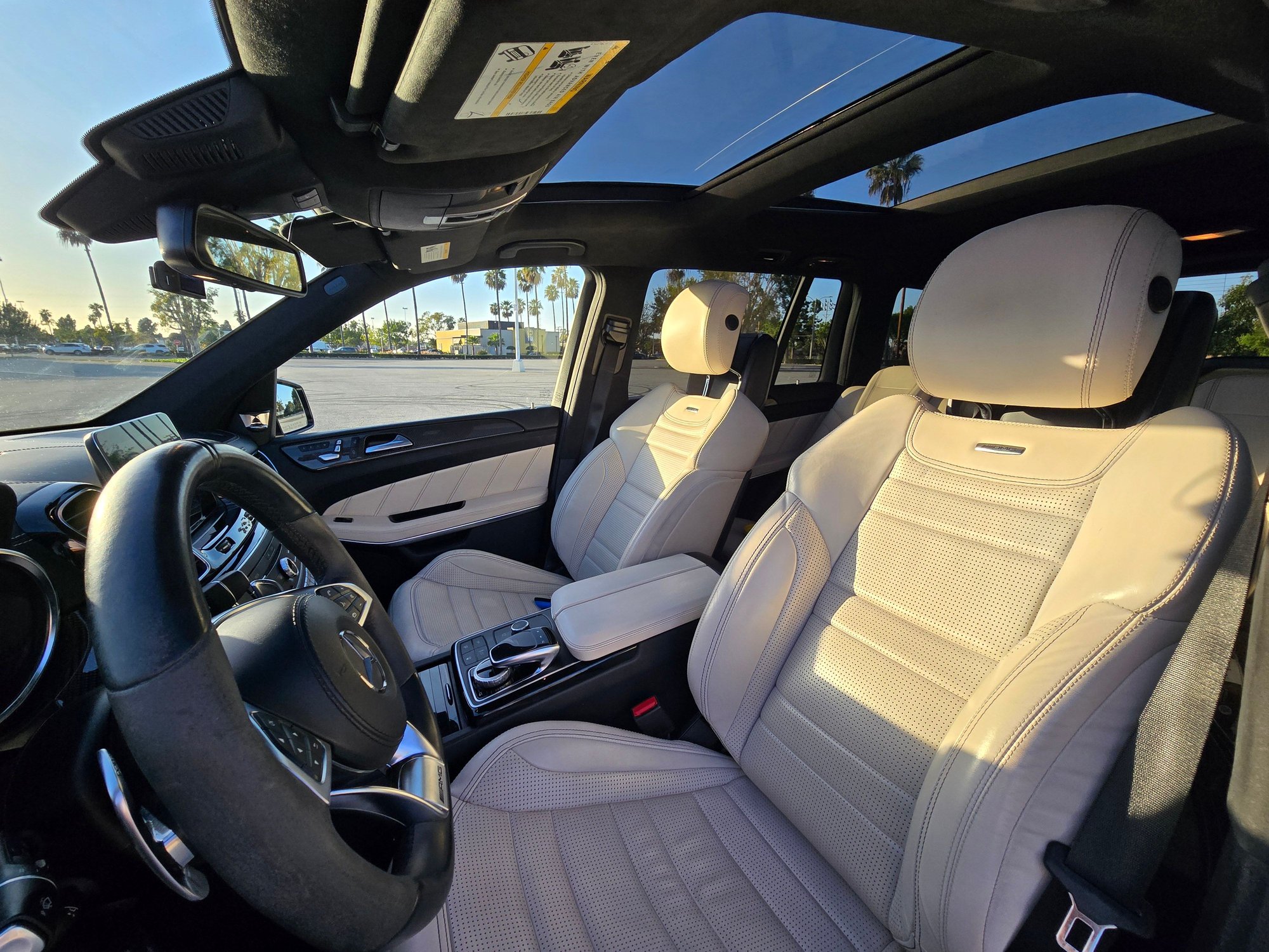 2018 Mercedes-Benz GLS63 AMG - 2018 Mercedes GLS 63 AMG White on White, carbon fiber trim, highly optioned. - Used - VIN 4JGDF7FE6JB169680 - 53,500 Miles - 8 cyl - AWD - Automatic - SUV - White - Los Angeles, CA 90501, United States