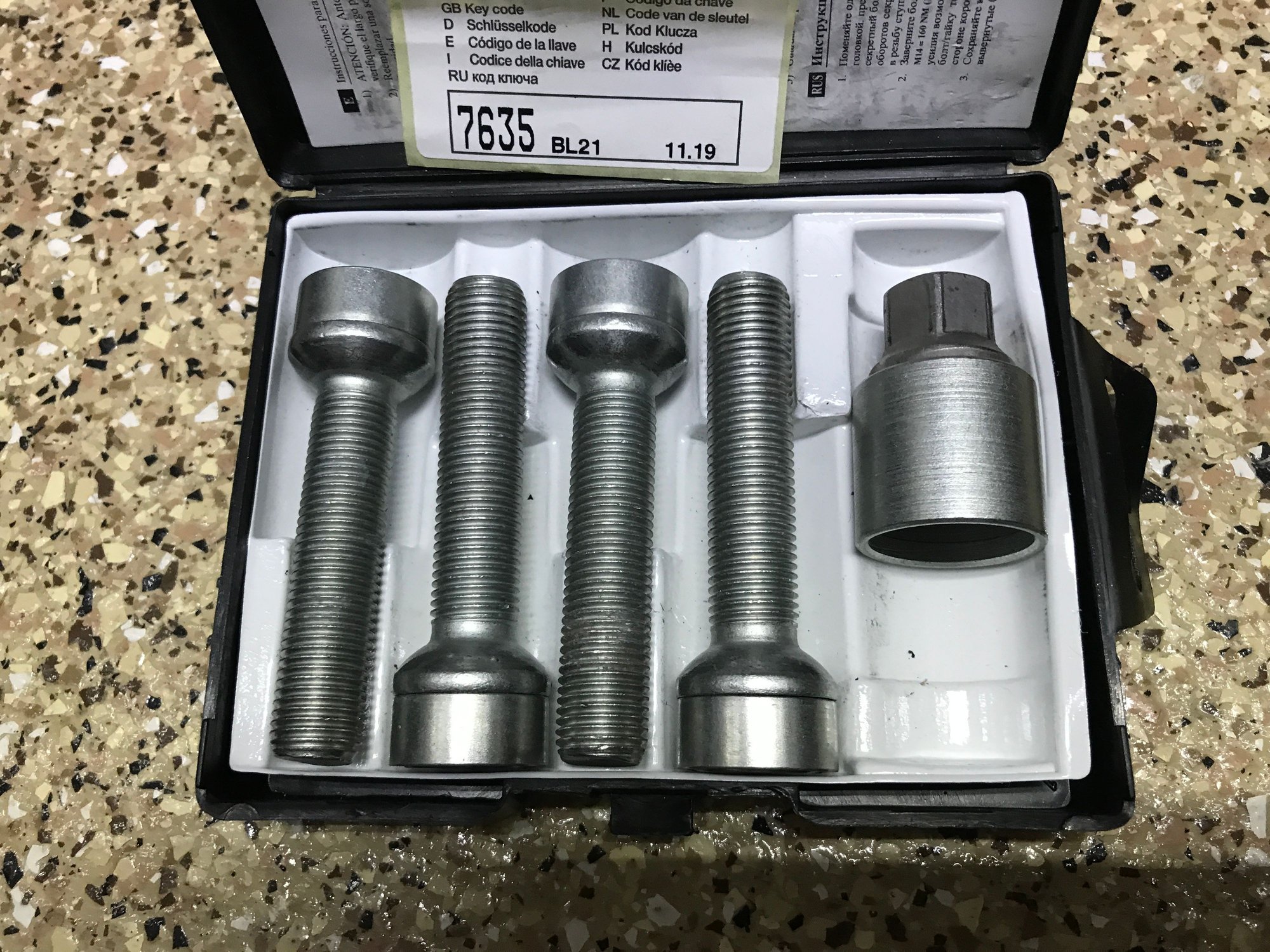 Wheels and Tires/Axles - Farad Italian Starlocks Wheel Lock Bolts M14x1.5x60 R14 Mercedes Ball Seat - New - 0  All Models - Sarasota, FL 34233, United States