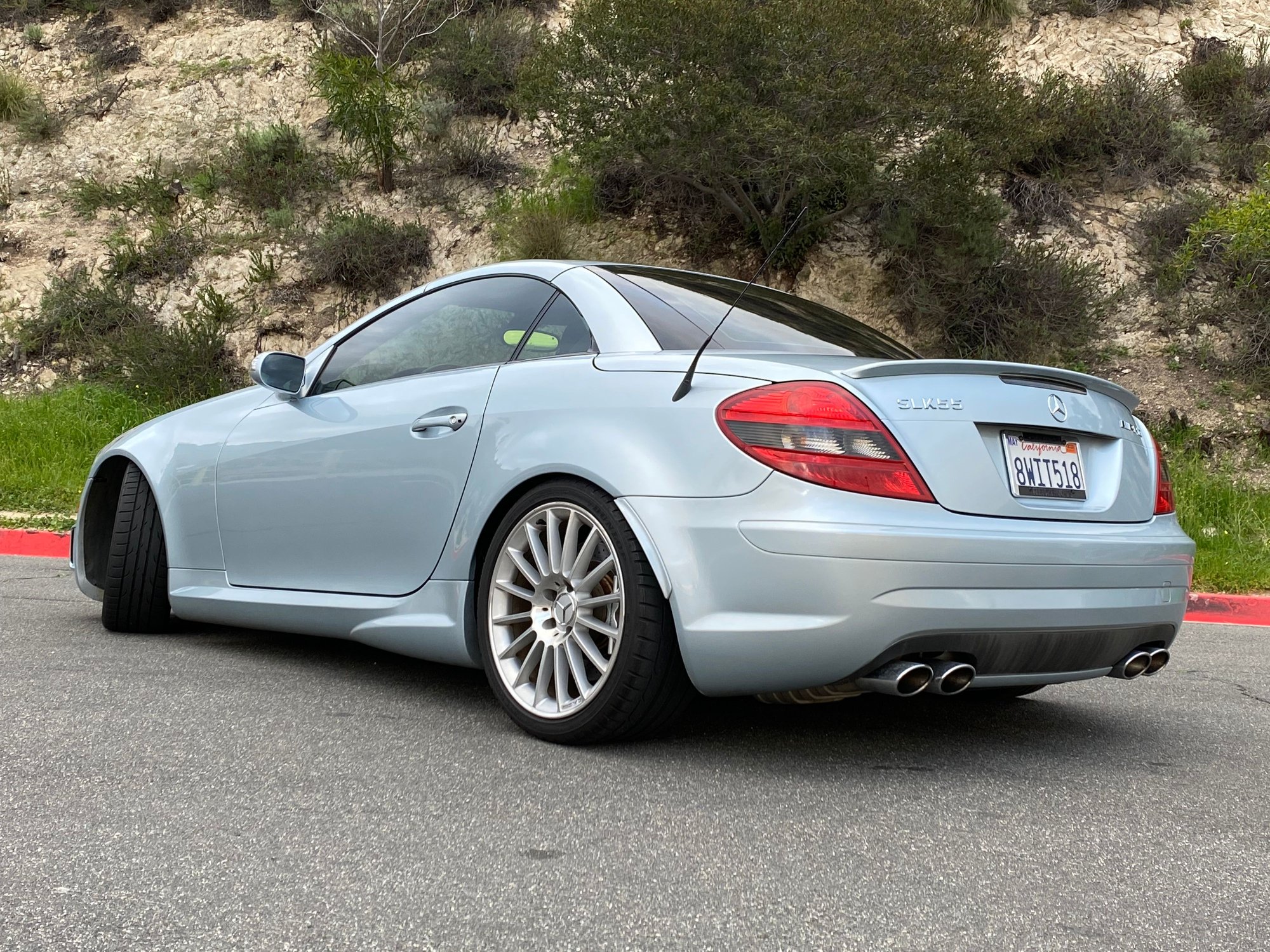 2005 Mercedes-Benz SLK55 AMG - SoCal - 2005 Mercedes Benz SLK55 AMG - 51k Miles - Mint - Used - VIN WDBWK73F75F054413 - 51,500 Miles - 8 cyl - 2WD - Automatic - Convertible - Silver - Glendale, CA 91208, United States
