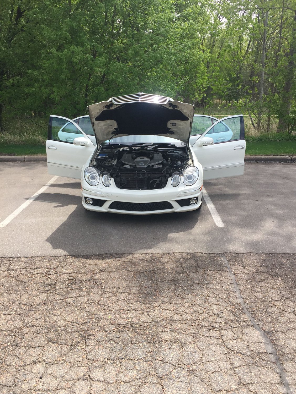 2008 Mercedes-Benz E63 AMG - 2008 Mercedes Benz E63 AMG - Used - VIN WDBUF77X38B226981 - 79,216 Miles - 8 cyl - 2WD - Automatic - Sedan - White - Minnetonka, MN 55345, United States