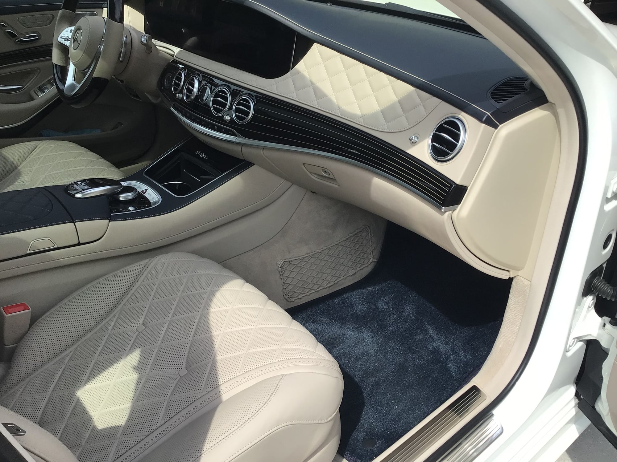 2023 Diamond Vegan Leather Floor Mats fits W223 Mercedes Maybach