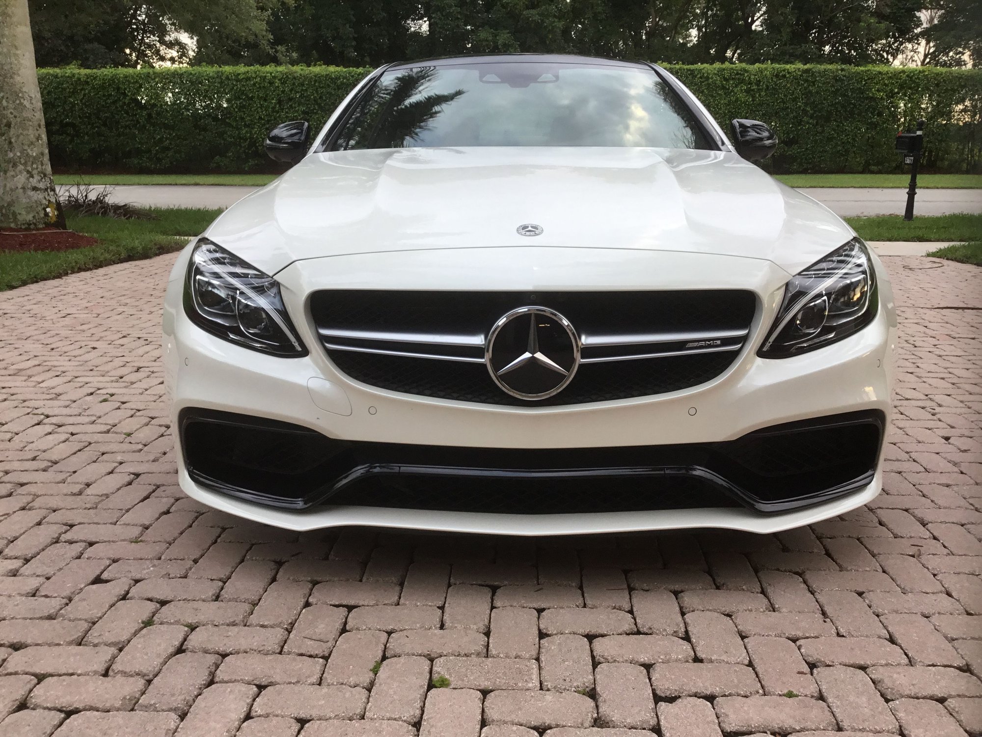 2017 Mercedes-Benz C63 AMG S - AMG c63s 2017 with only 3,550 miles Dinan Interceptor, Mode Carbon rear diffuser - Used - VIN WDDWJ8HB8HF588322 - 8 cyl - 2WD - Automatic - Coupe - White - Fort Lauderdale, FL 33326, United States