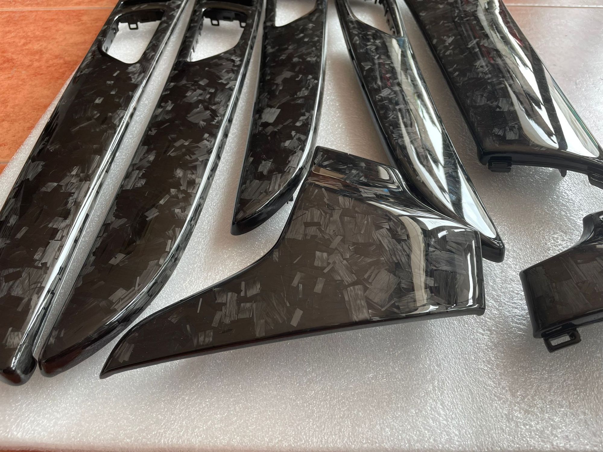 Interior/Upholstery - New LHD GLC 63 AMG SUV W166 Forged Carbon Interior Trim 7-piece set - New - 2016 to 2019 Mercedes-Benz GLC63 AMG S - Marbella, Spain