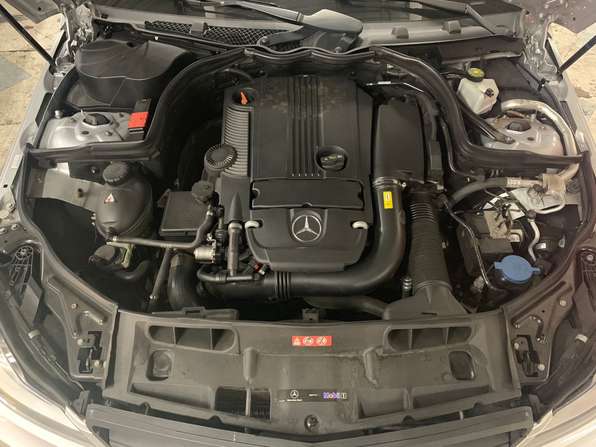 2013 Mercedes-Benz C250 - 2013 C250 W204 w/AMG package - Used - VIN WDDGF4HB5DR243143 - 86,100 Miles - 4 cyl - 2WD - Automatic - Sedan - Silver - Los Angeles, CA 90013, United States