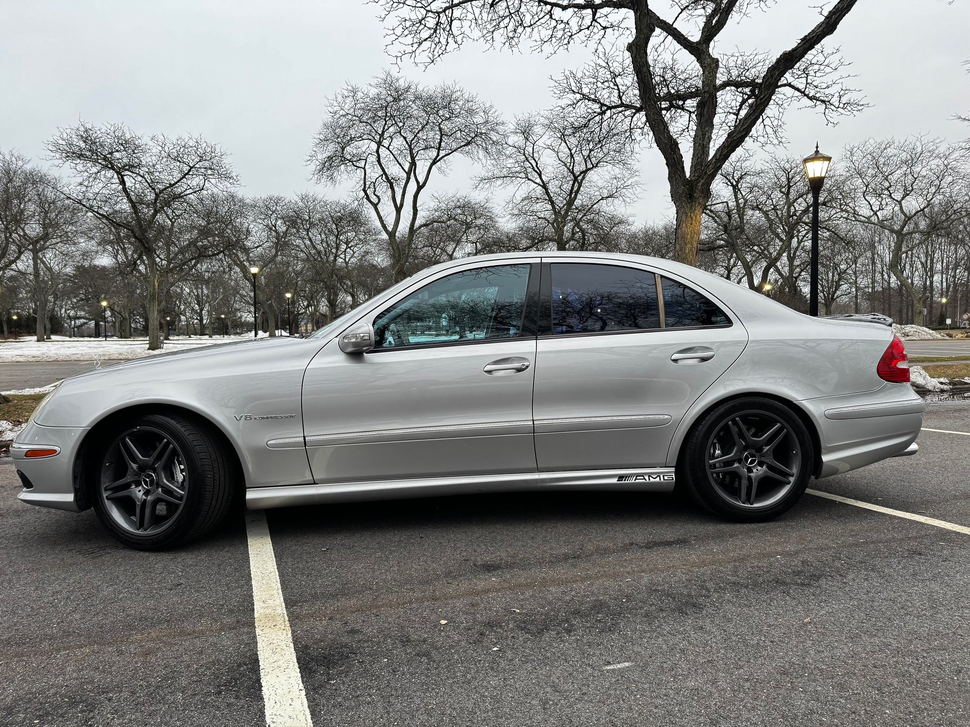 2005 Mercedes-Benz E55 AMG - BEAUTIFUL, WELL-MAINTAINED LOW MILEAGE MECHANIC OWNED - Used - VIN WDBUF76J05A715255 - 92,500 Miles - 8 cyl - 2WD - Automatic - Sedan - Silver - Westbury, NY 11590, United States