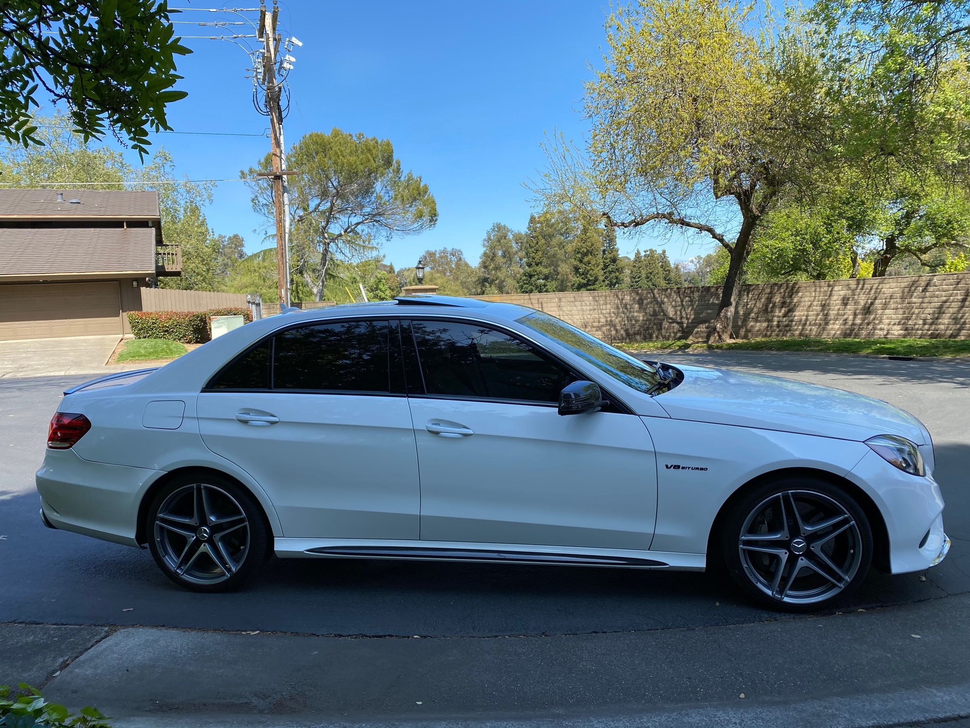 2014 Mercedes-Benz E550 - 2014 Mercedes-Benz E550 4matic - Used - VIN WDDHF9BB8EB053700 - 39,000 Miles - 8 cyl - 4WD - Automatic - Sedan - White - Sacramento, CA 95628, United States