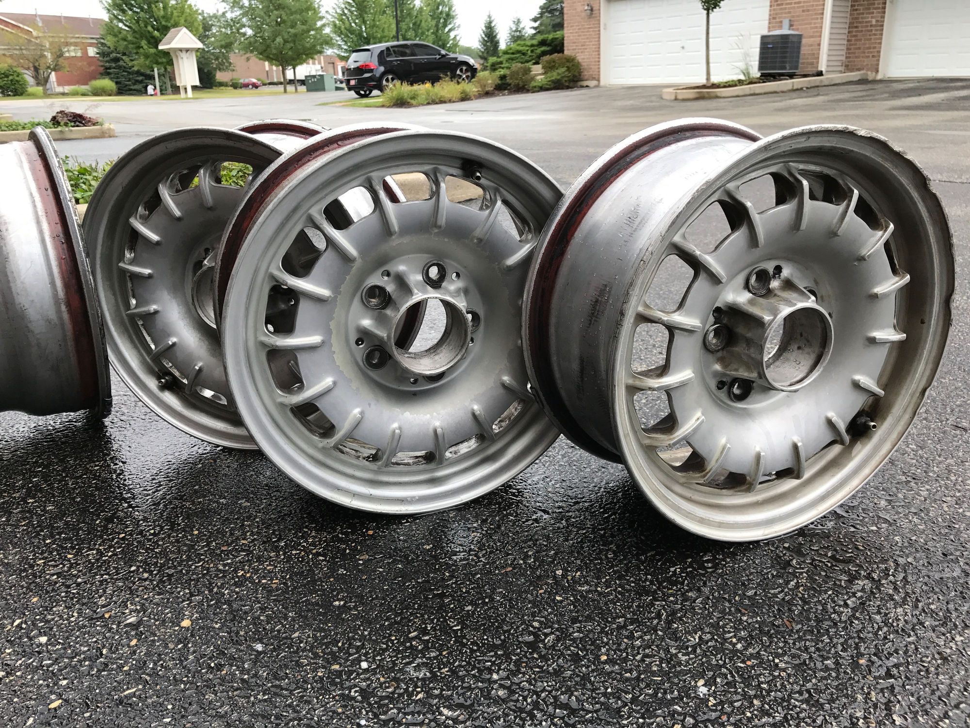 FS 5 OEM Mercedes Bundt 14” wheels w/ lugs and center caps Chicago