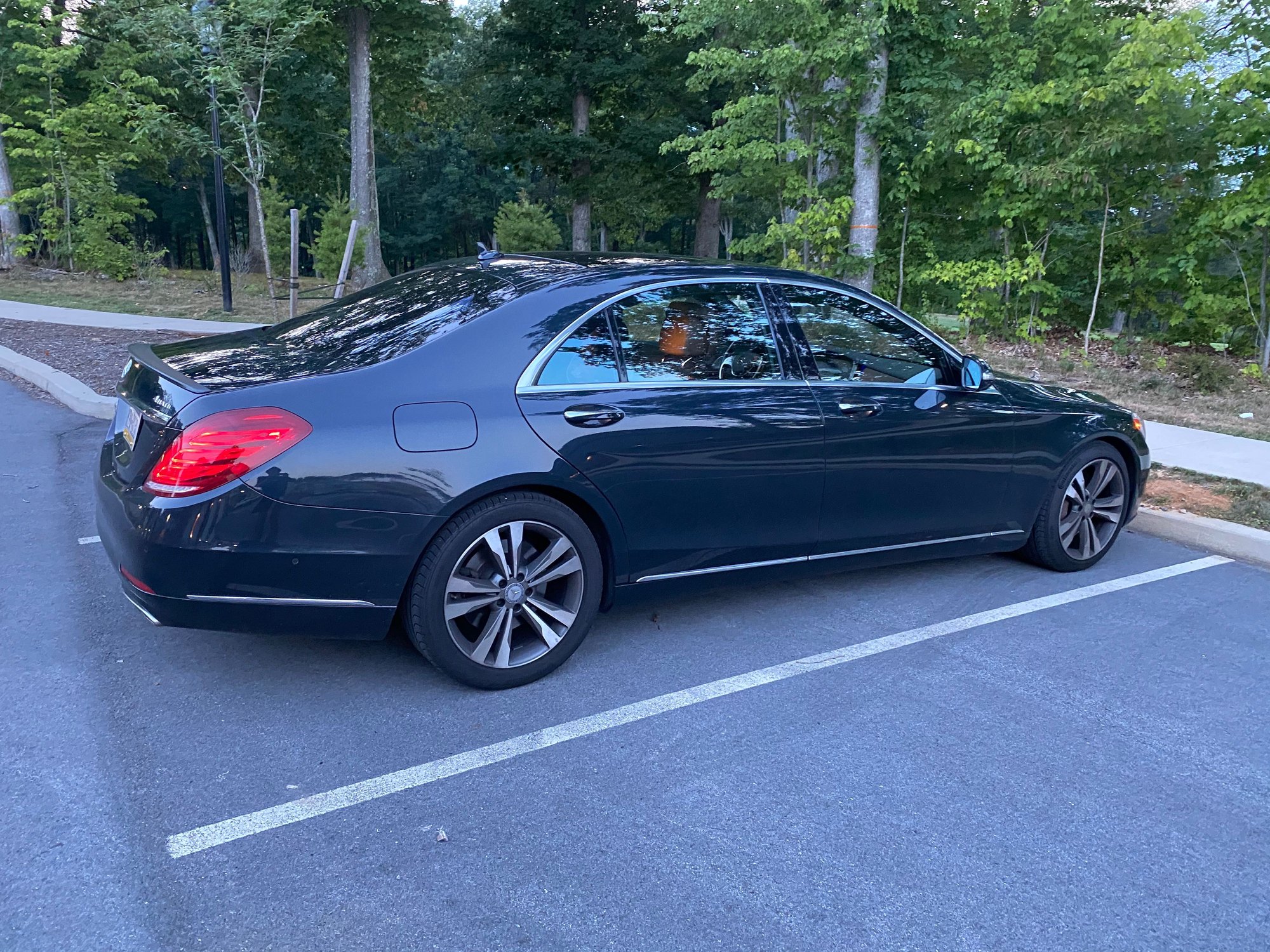 2015 Mercedes-Benz S550 - 2015 S-Class v4 with driver assistance package and Premium 1 package - Used - VIN WDDUG8FBXFA166118 - 38,500 Miles - 8 cyl - AWD - Automatic - Sedan - Black - State College, PA 16803, United States