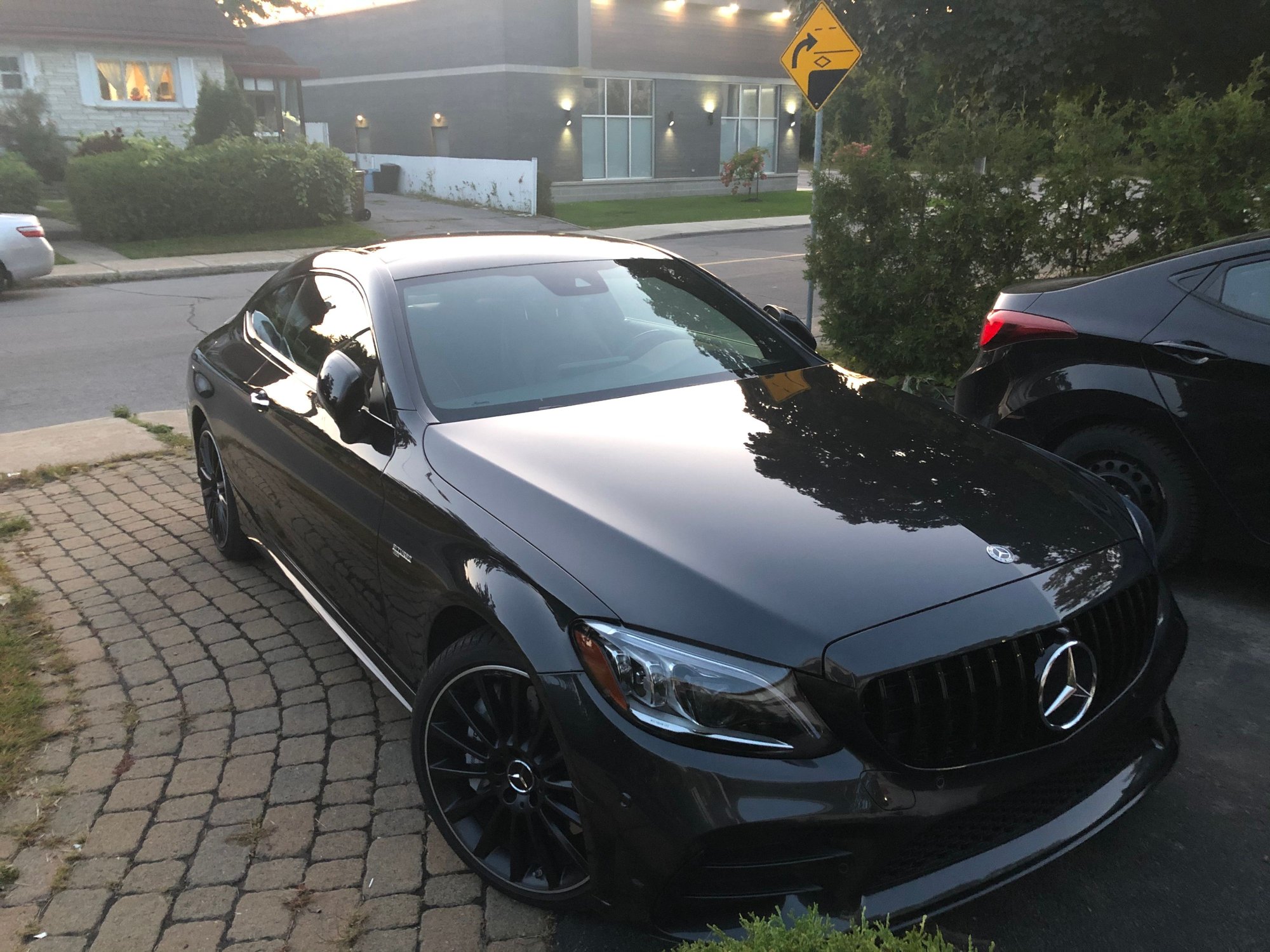 2019 Mercedes-Benz C43 AMG - C43 coupe 2019 13500km - Used - VIN Wddwj6ebxkf782057 - 13,500 Miles - 6 cyl - 4WD - Automatic - Coupe - Gray - Laval, QC H7V1K3, Canada