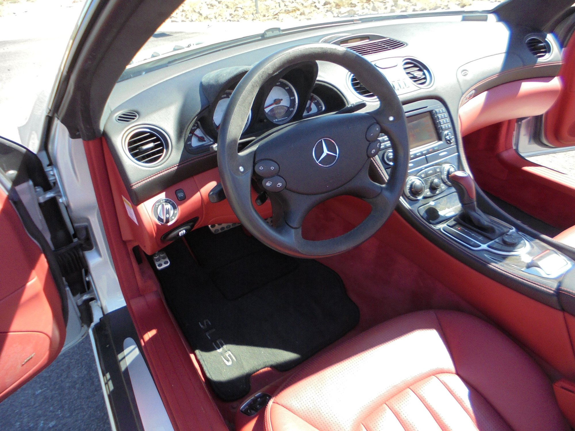 2006 Mercedes-Benz SL55 AMG - 2006 SL55 P030 31k Miles - New - VIN WDBSK74F46F115232 - 32,000 Miles - 8 cyl - 2WD - Convertible - Silver - Las Vegas, NV 89149, United States