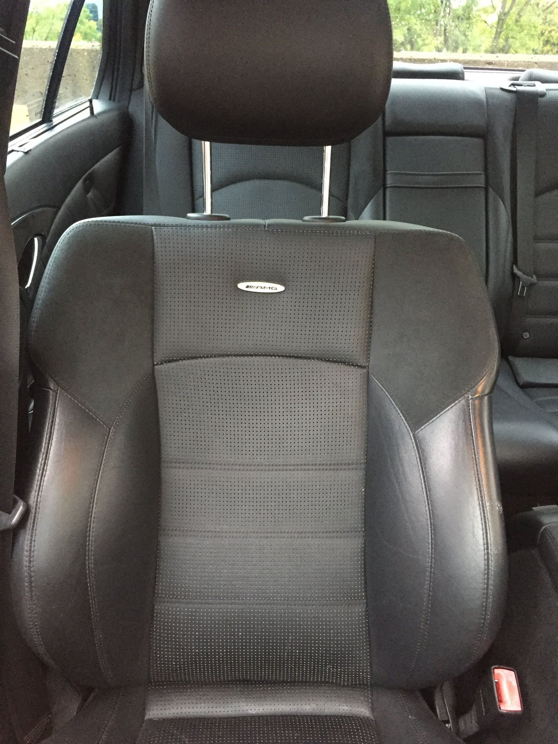 2008 Mercedes-Benz E63 AMG - 2008 Mercedes Benz E63 AMG - Used - VIN WDBUF77X38B226981 - 79,216 Miles - 8 cyl - 2WD - Automatic - Sedan - White - Minnetonka, MN 55345, United States