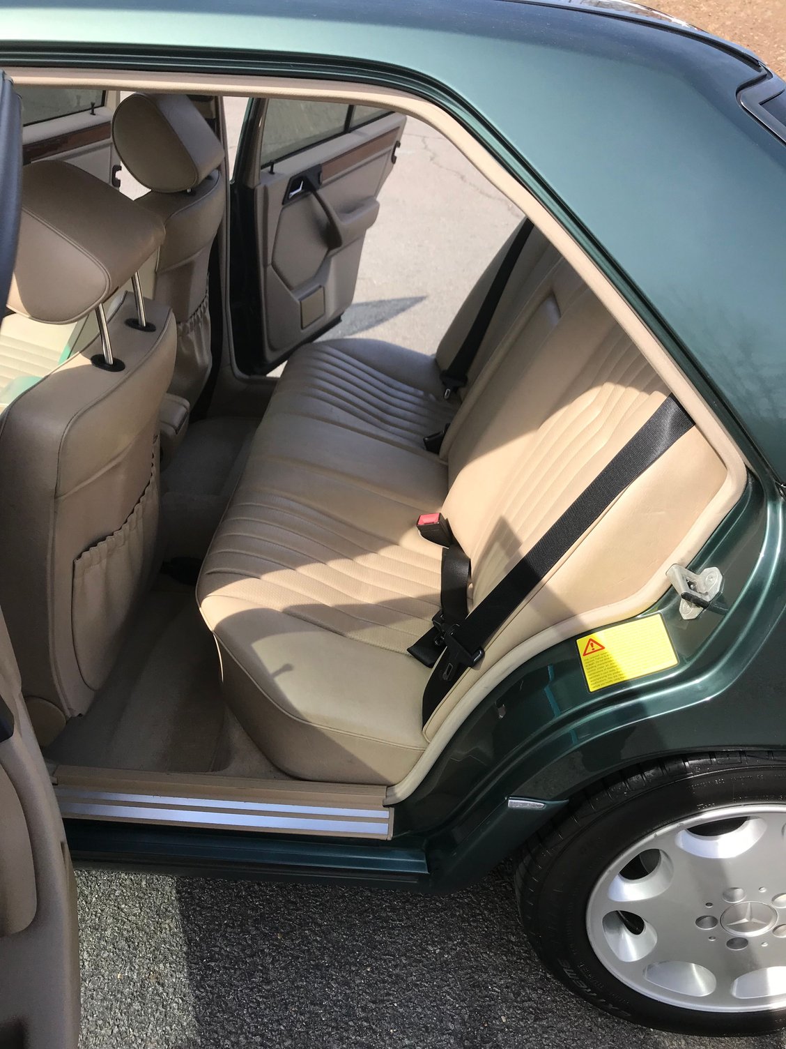 1995 Mercedes-Benz E300 - 1995 Mercedes-Benz E300 Diesel (Garage kept, dealership serviced, adult owned) - Used - VIN WDBEB31E6SC157429 - 239,801 Miles - 6 cyl - 2WD - Automatic - Sedan - Other - Manassas Park, VA 20111, United States