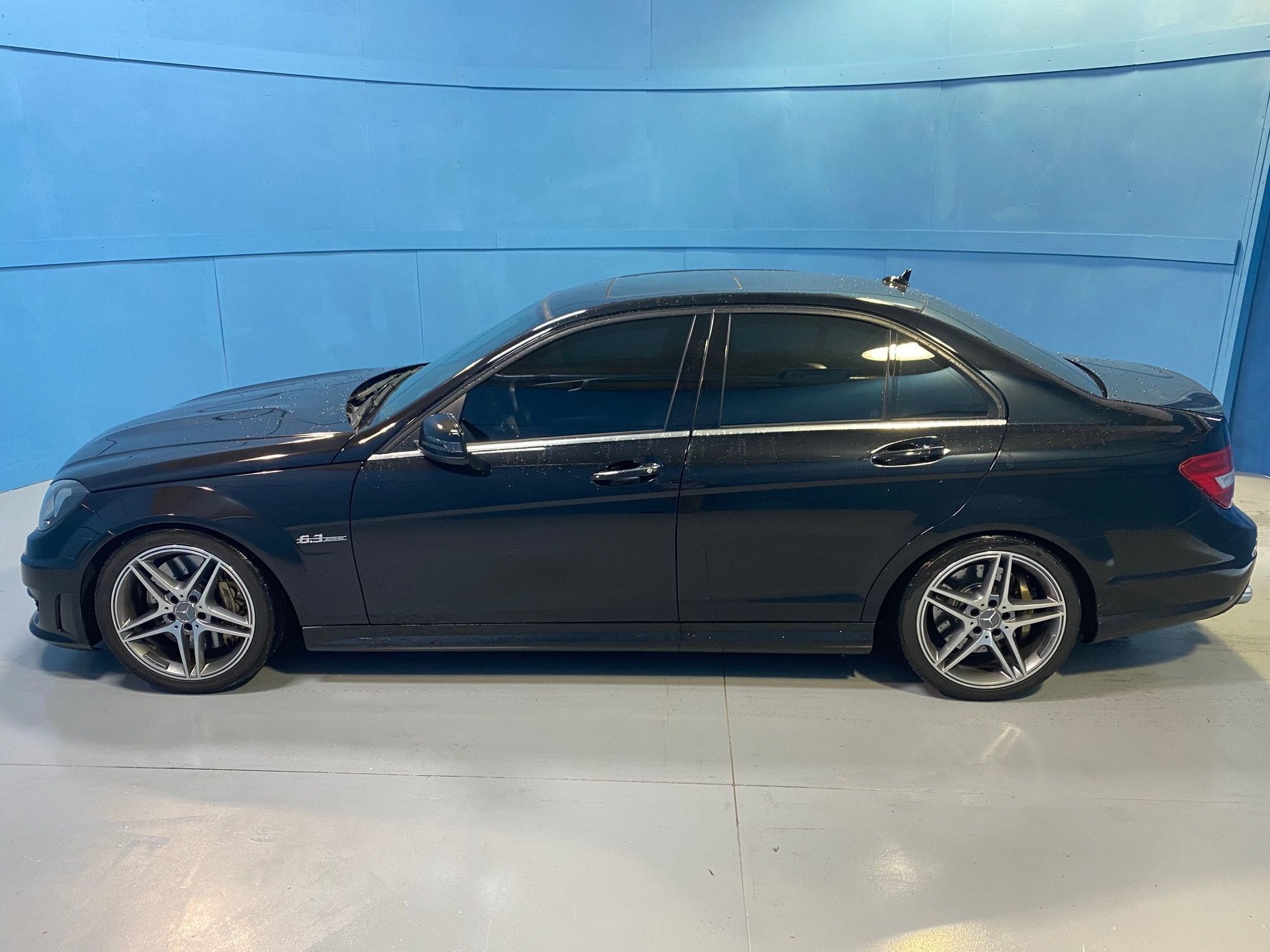 2013 Mercedes-Benz C63 AMG - 2013 C63 AMG Sedan - Used - VIN WDDGF7HB9DA809322 - 72,000 Miles - 8 cyl - 2WD - Automatic - Sedan - Black - Evansville, IN 47725, United States
