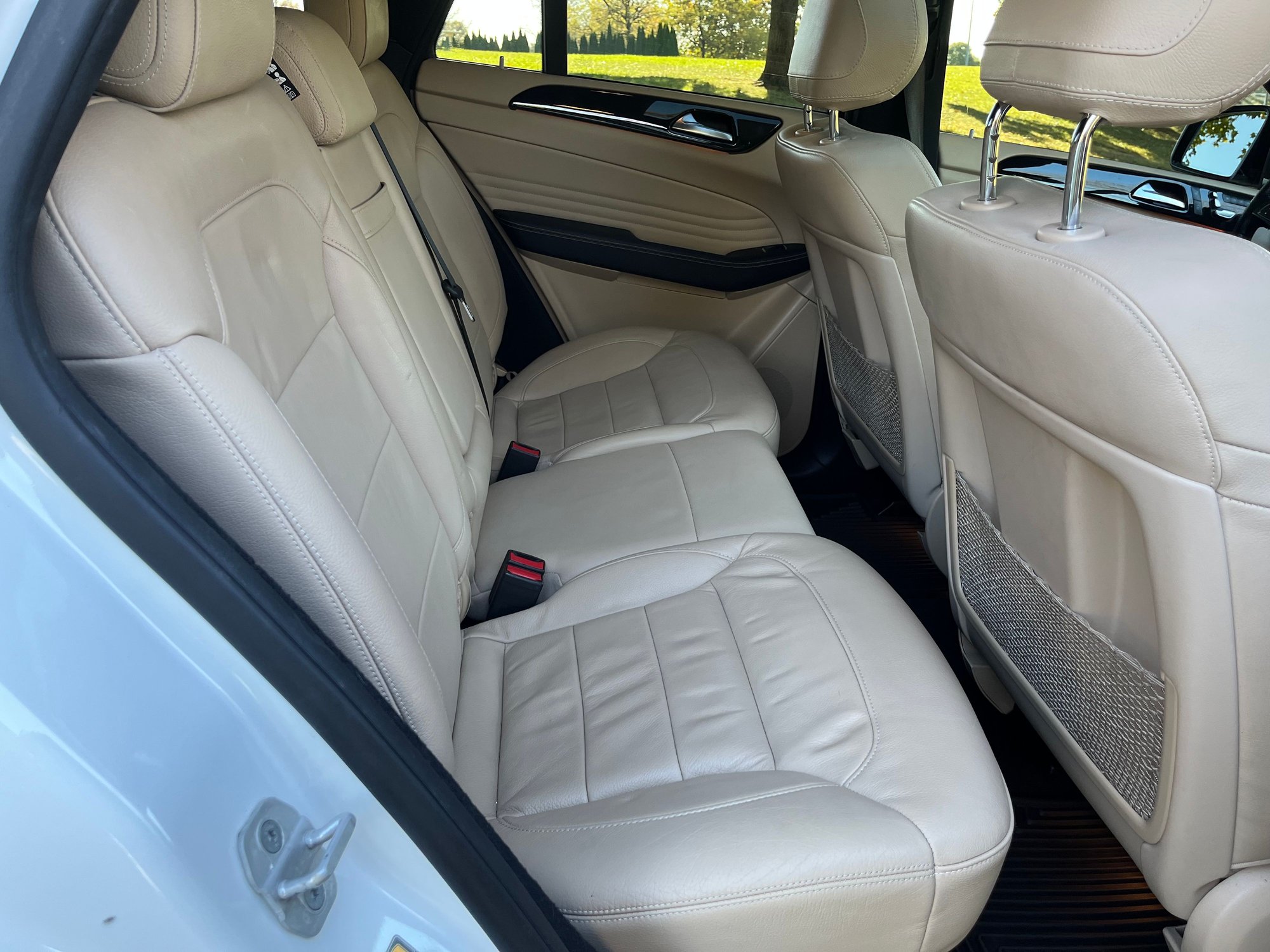 2017 Mercedes-Benz GLE43 AMG - 2017 Mercedes-Benz AMG GLE 43 Coupe 4MATIC - Used - VIN 4JGED6EB8HA066370 - 69,033 Miles - 6 cyl - 4WD - Automatic - Coupe - White - Allentown, PA 18104, United States