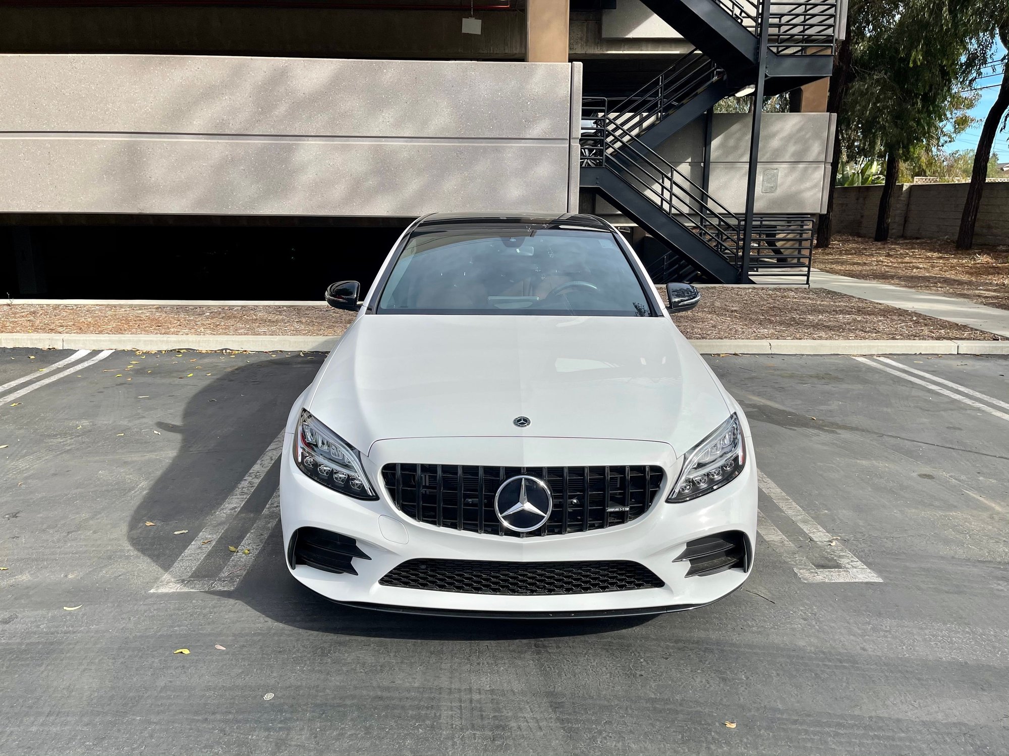 2019 Mercedes-Benz C43 AMG - FS: 2019 C43 Sedan with 900 miles - Used - VIN 55SWF6EB8KU304363 - 2,300 Miles - 6 cyl - AWD - Automatic - Sedan - White - Oxnard, CA 93030, United States