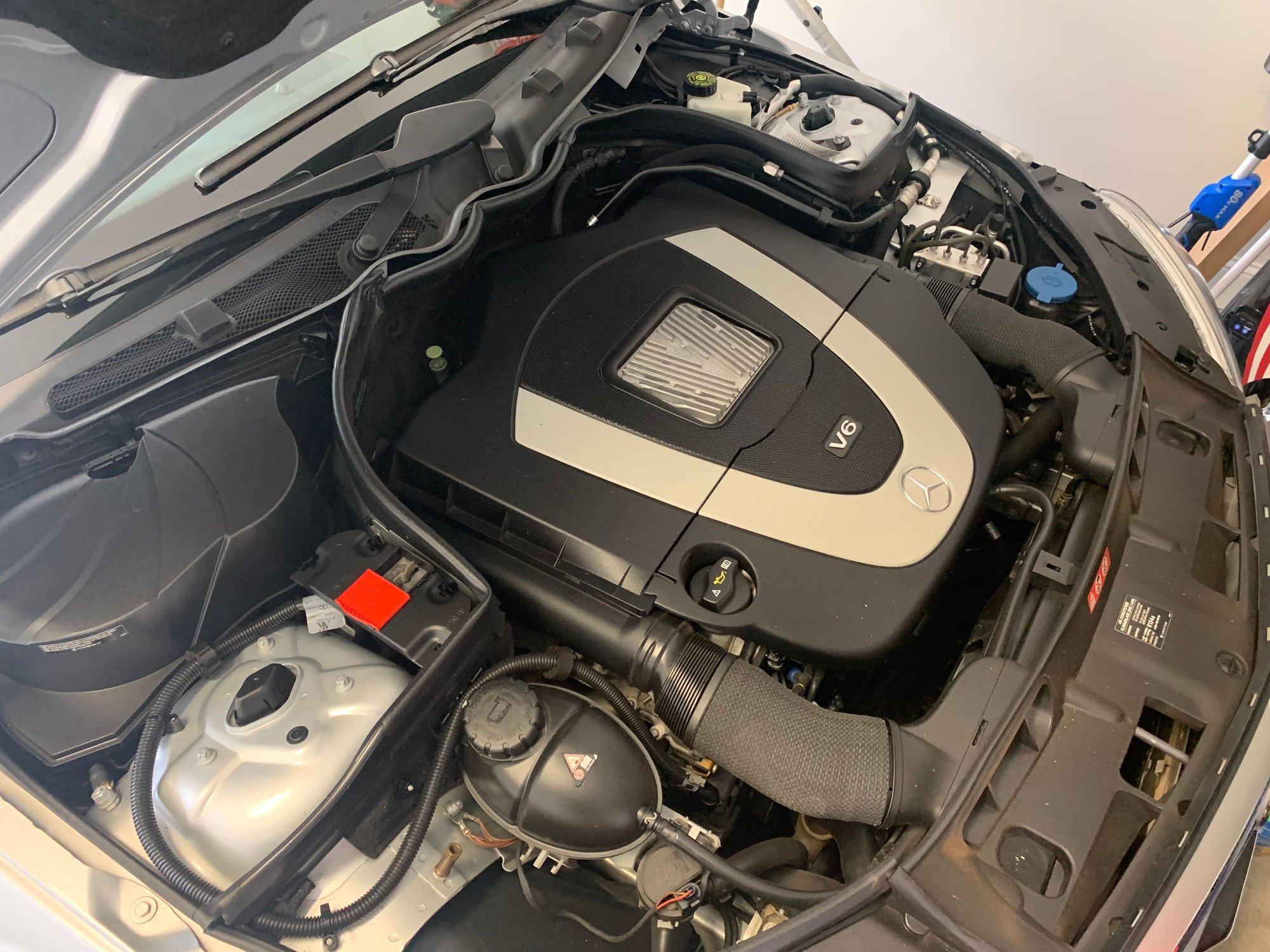 2008 Mercedes-Benz C300 - Well maintained 2008 c300 - Used - VIN WDDGF81X08F149949 - 71,500 Miles - 6 cyl - AWD - Automatic - Sedan - Silver - Huntsville, AL 35806, United States