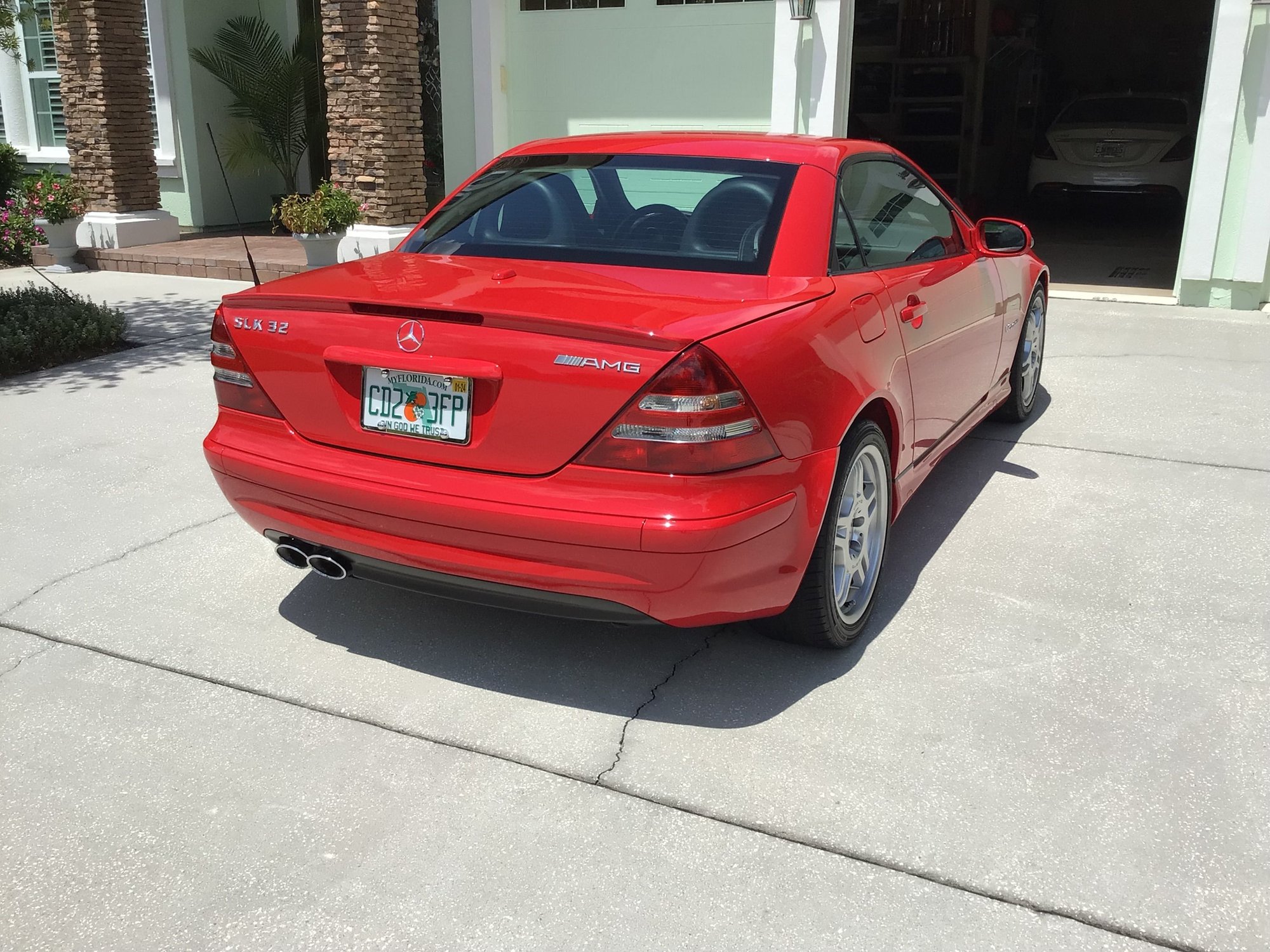 2002 Mercedes-Benz SLK32 AMG - Super low milage SLK32 AMG for sale - Used - VIN WDBKK66F92F258095 - 16,000 Miles - 6 cyl - 2WD - Automatic - Convertible - Red - Saint Johns, FL 32259, United States