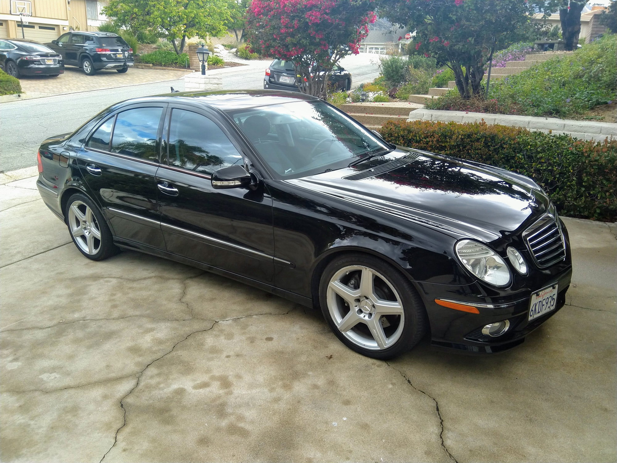 2009 Mercedes-Benz E350 - 2009 E350 (AMG Package, black on black, 123k miles, Los Angeles CA) - Used - VIN WDBUF56X99B408806 - 123,073 Miles - 6 cyl - 2WD - Automatic - Los Angeles, CA 91011, United States